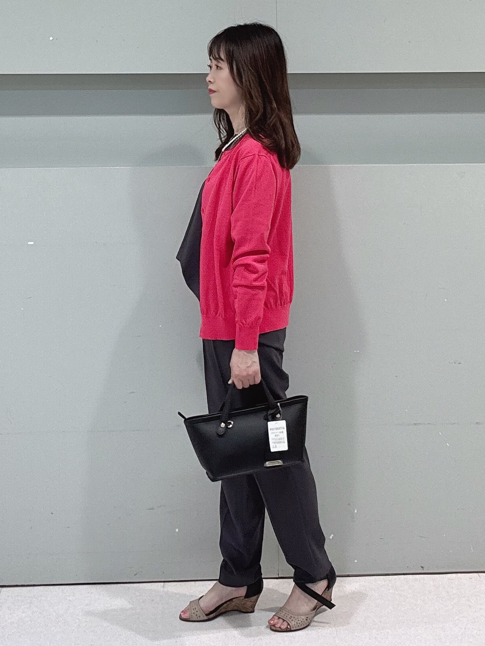 makiさんの「UNTITLED｜◆【9色展開/アンサンブル可】コットンクルーネックカーディガン」を使ったコーディネート