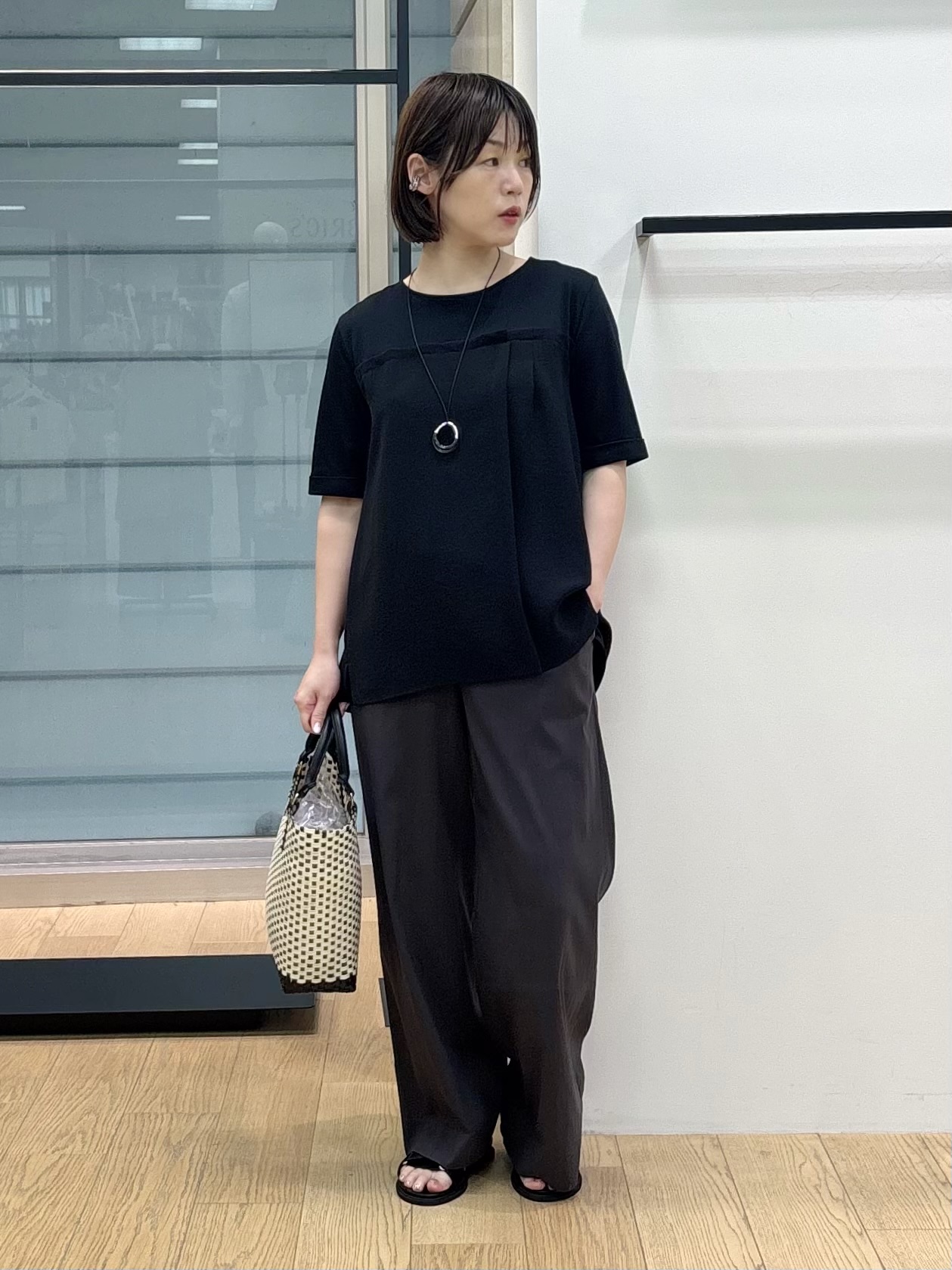 asamiさんの「INDIVI｜【着る日傘／SETUP可能】ビスチェレイヤード風トップス」を使ったコーディネート