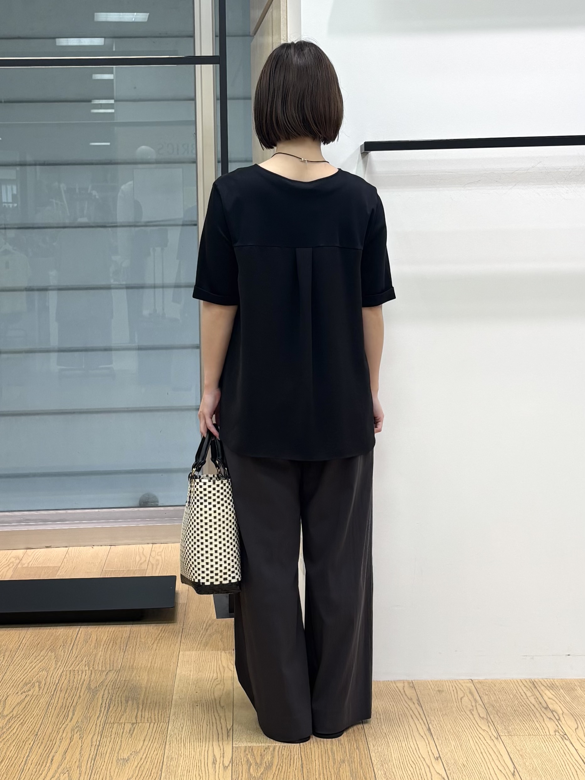 asamiさんの「INDIVI｜【着る日傘／SETUP可能】ビスチェレイヤード風トップス」を使ったコーディネート