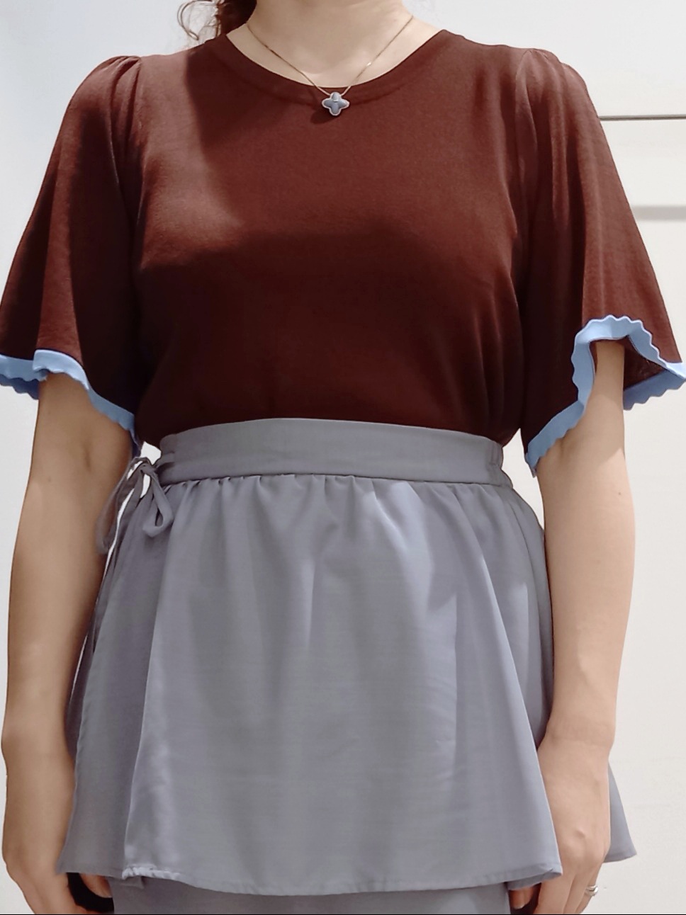 miiさんの「grove｜高評価！【シリーズ累計36万枚！名品ニット】やわらかドライタッチ スカラップスリーブニット」を使ったコーディネート