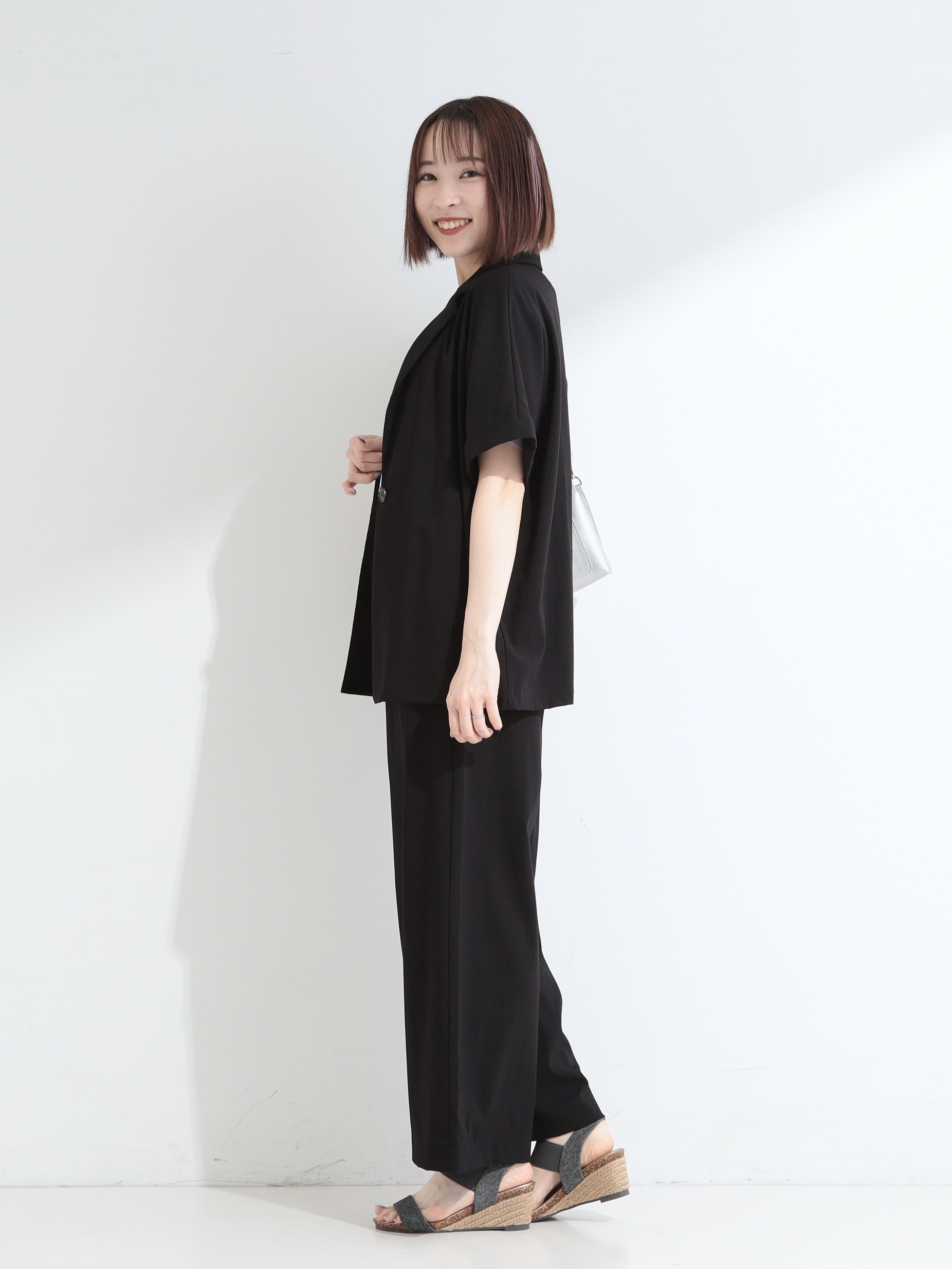 𝐜𝐡𝐢𝐤𝐚さんの「SHOO･LA･RUE｜【高レビュー/洗濯機可/セットアップ可】軽凛(かろりん) 半袖ジャケット」を使ったコーディネート