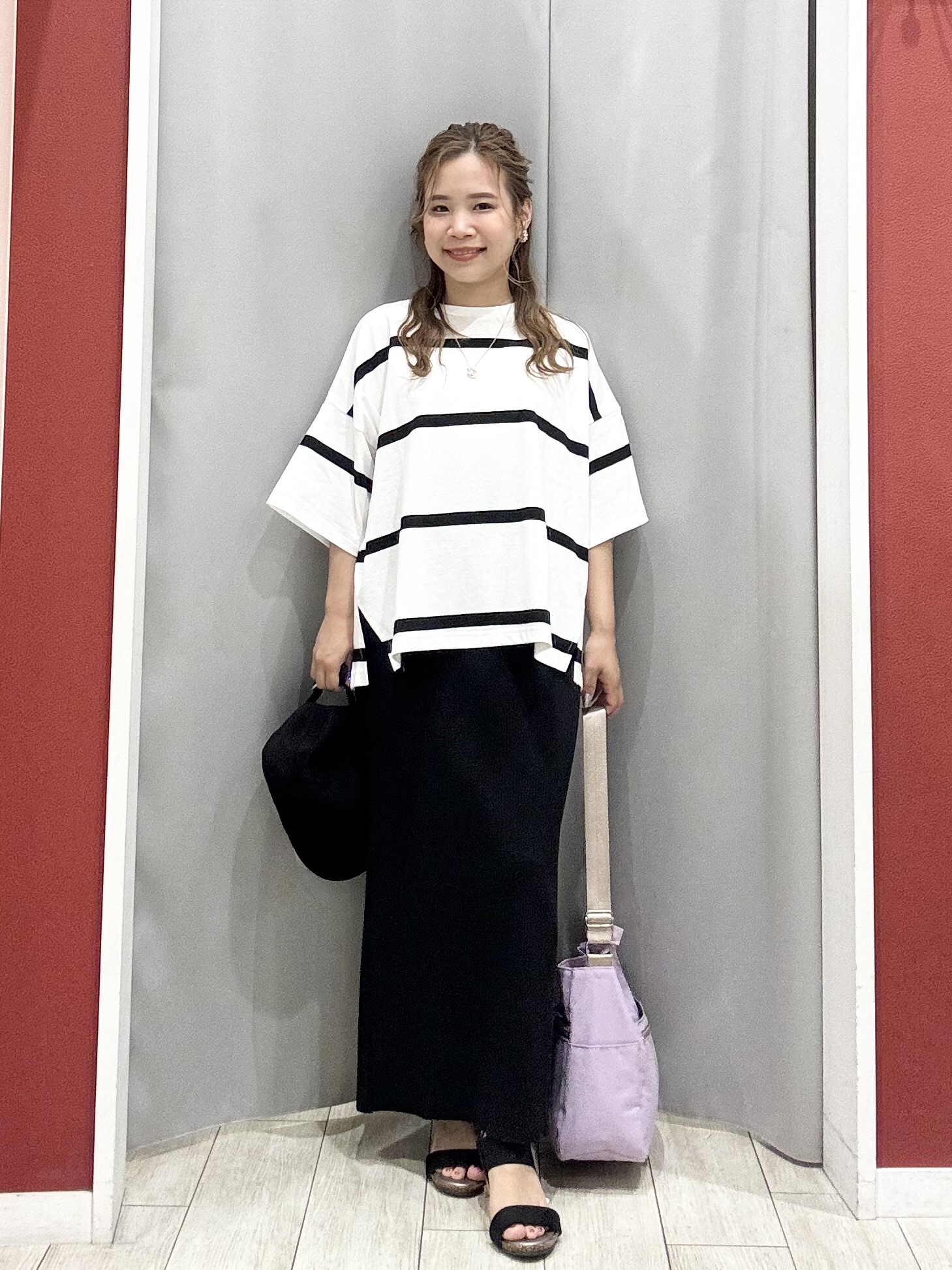 shioさんの「SHOO･LA･RUE｜【S-LL】涼しげで爽やか 太ボーダー斜め切り替えTシャツ」を使ったコーディネート