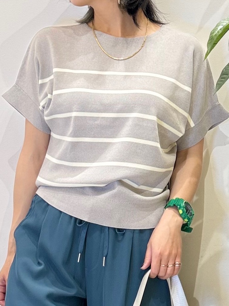 misakiさんの「SHOO･LA･RUE｜【毎日洗える/UV】二の腕隠れる さらっとドルマン半袖ニット」を使ったコーディネート