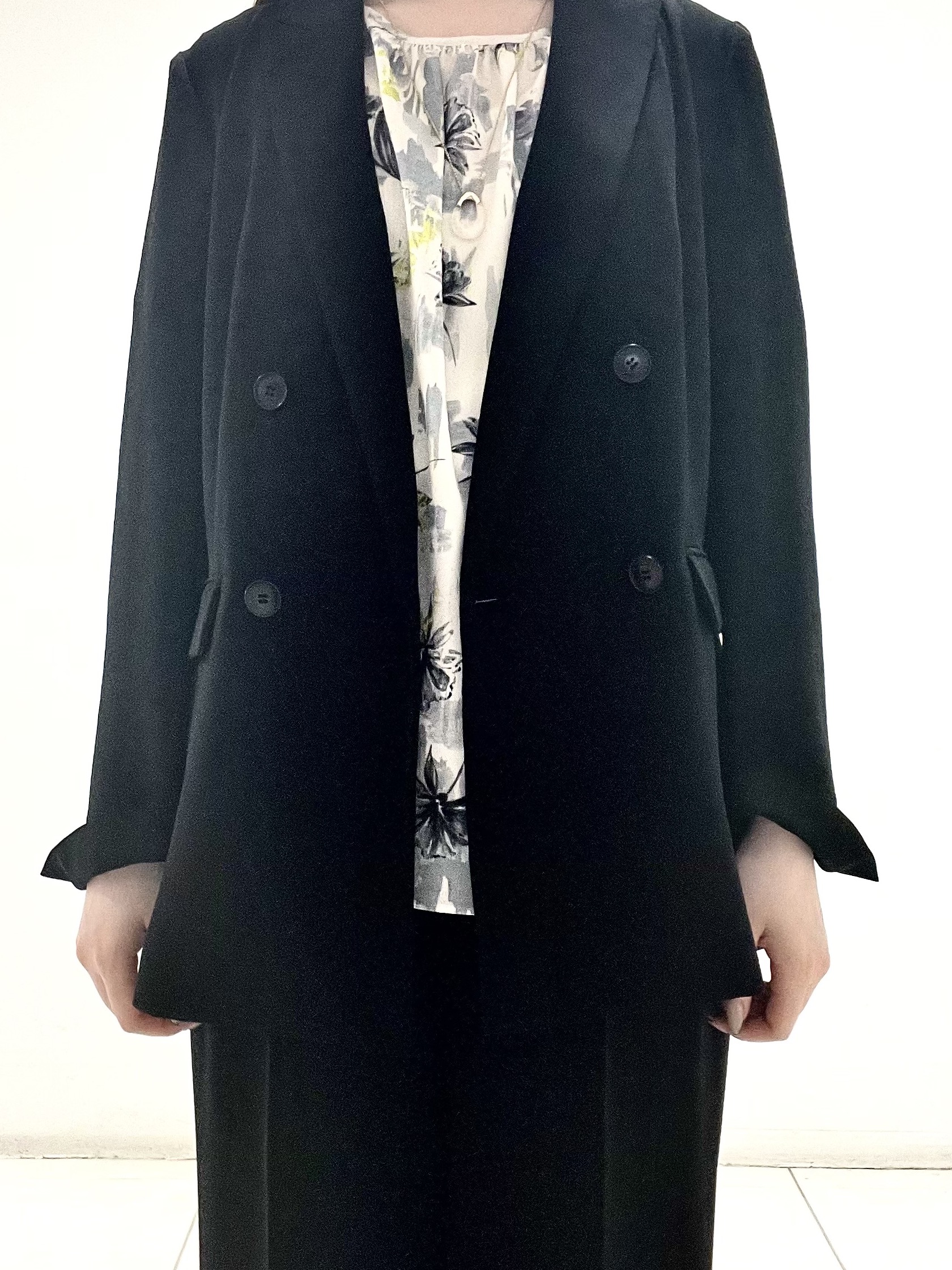 mさんの「INDIVI｜【洗える／多機能／SETUP可】着る日傘ダブルジャケット」を使ったコーディネート