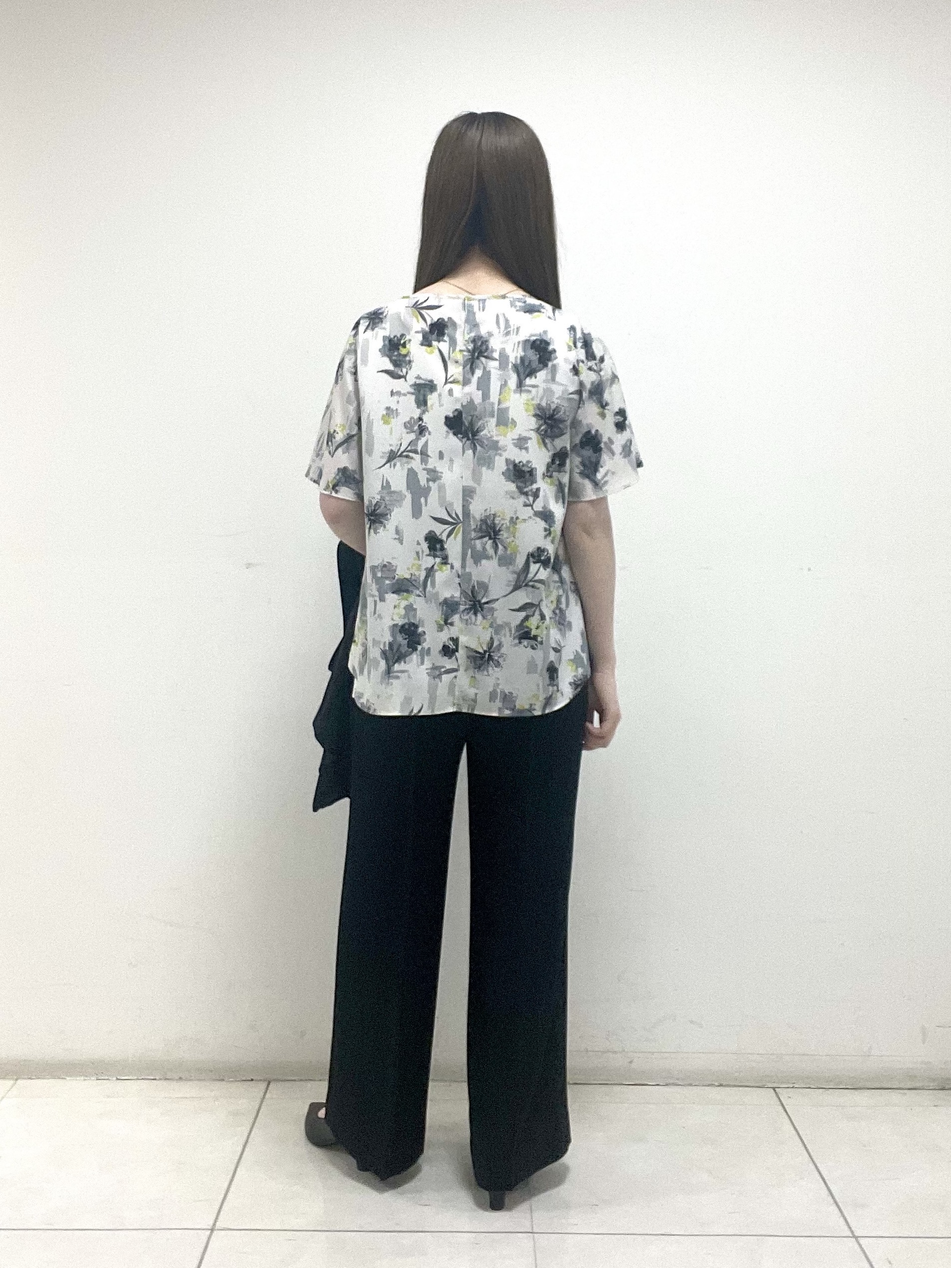 mさんの「INDIVI｜【洗える／多機能／SETUP可】着る日傘ダブルジャケット」を使ったコーディネート