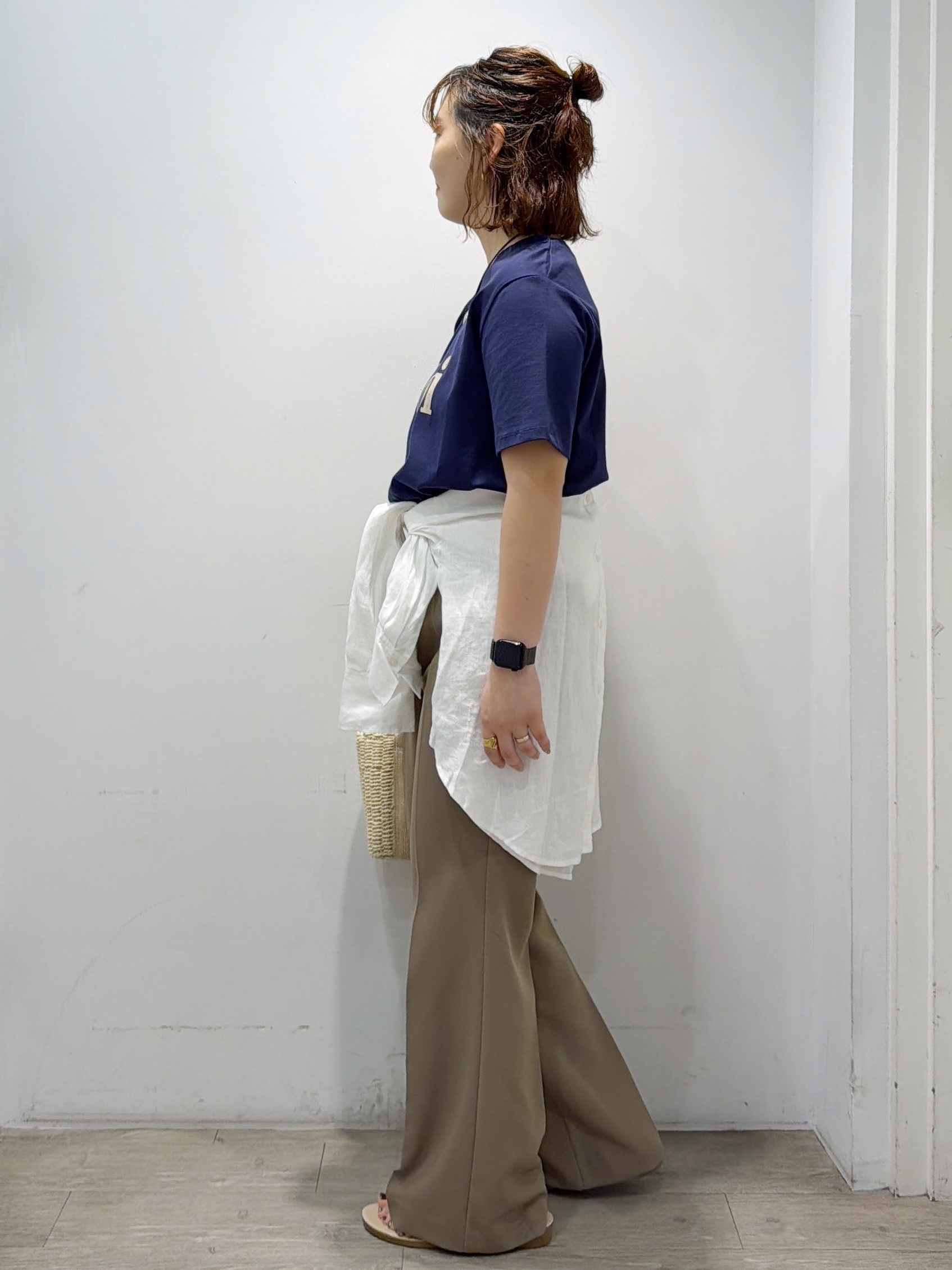 sumicaさんの「OPAQUE.CLIP｜アソートロゴTシャツ【洗濯機OK】」を使ったコーディネート