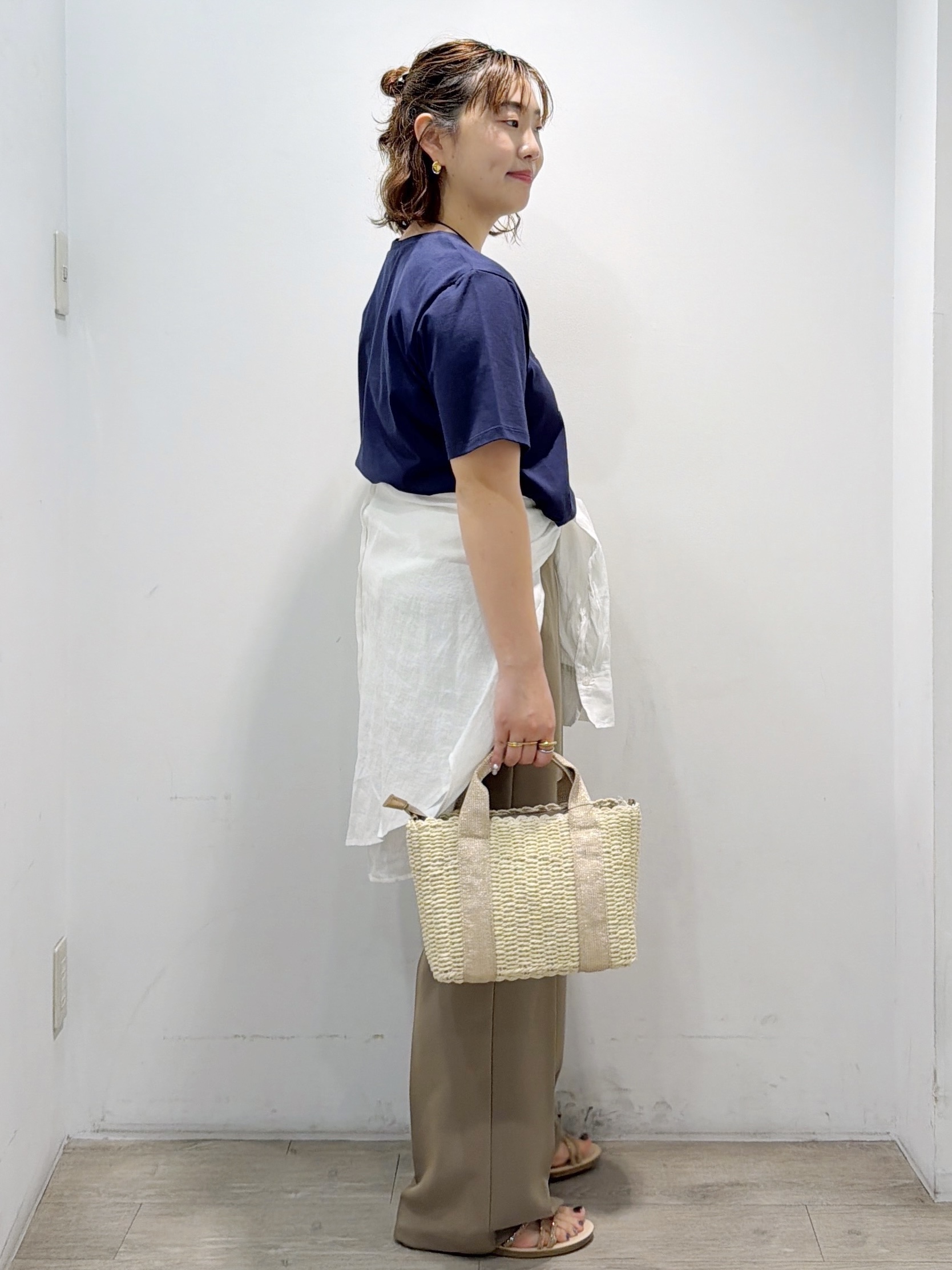 sumicaさんの「OPAQUE.CLIP｜アソートロゴTシャツ【洗濯機OK】」を使ったコーディネート