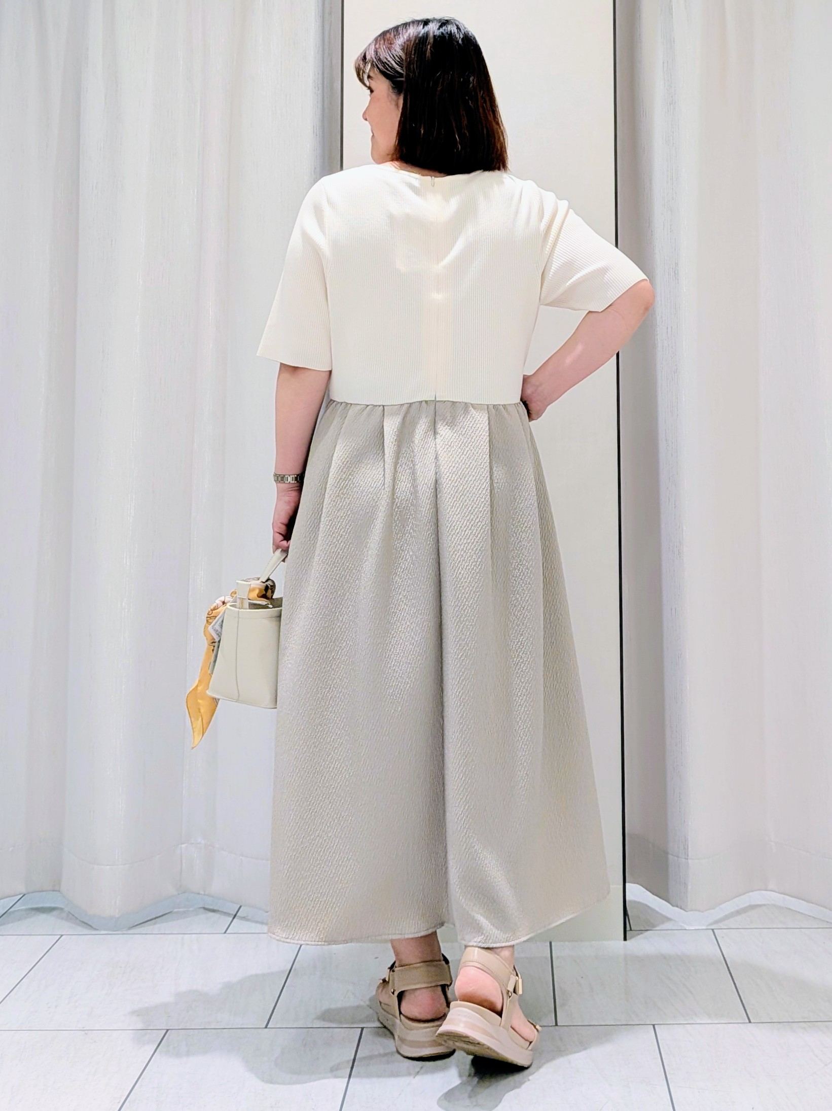 Onumaさんの「UNTITLED｜◆【一枚でサマ見え】ニットドッキングジャガードワンピース」を使ったコーディネート