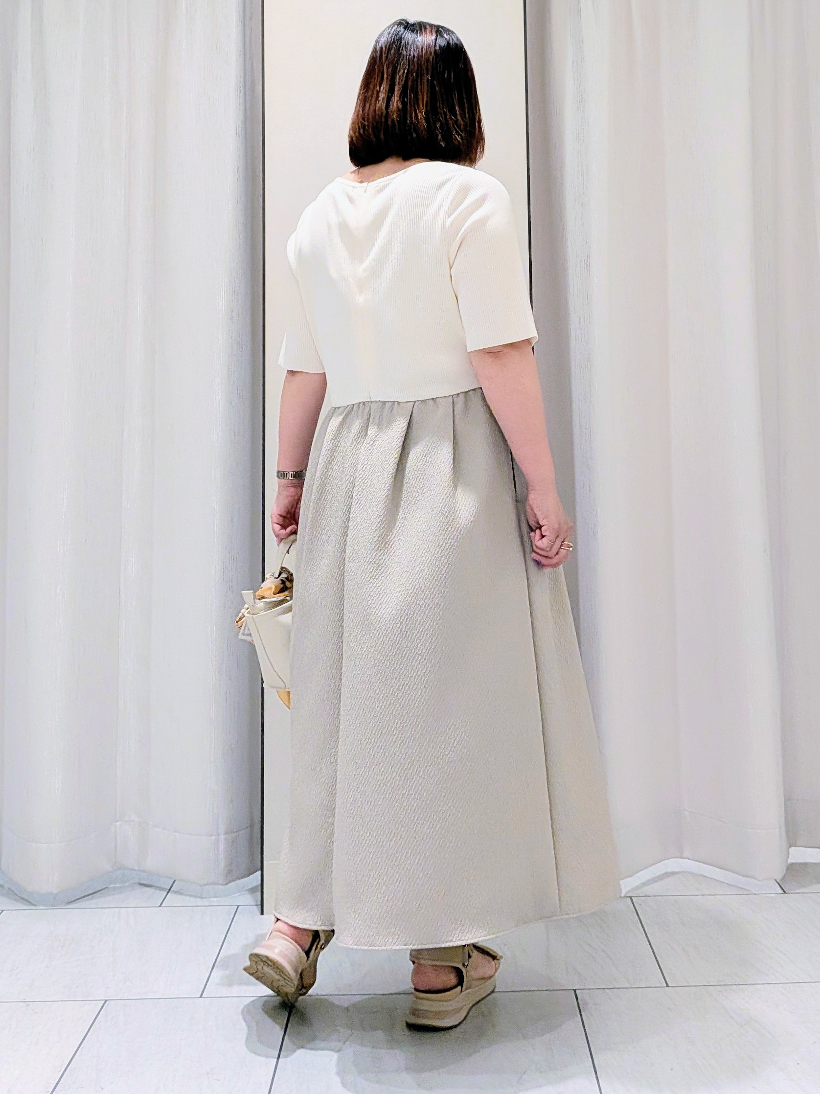 Onumaさんの「UNTITLED｜◆【一枚でサマ見え】ニットドッキングジャガードワンピース」を使ったコーディネート