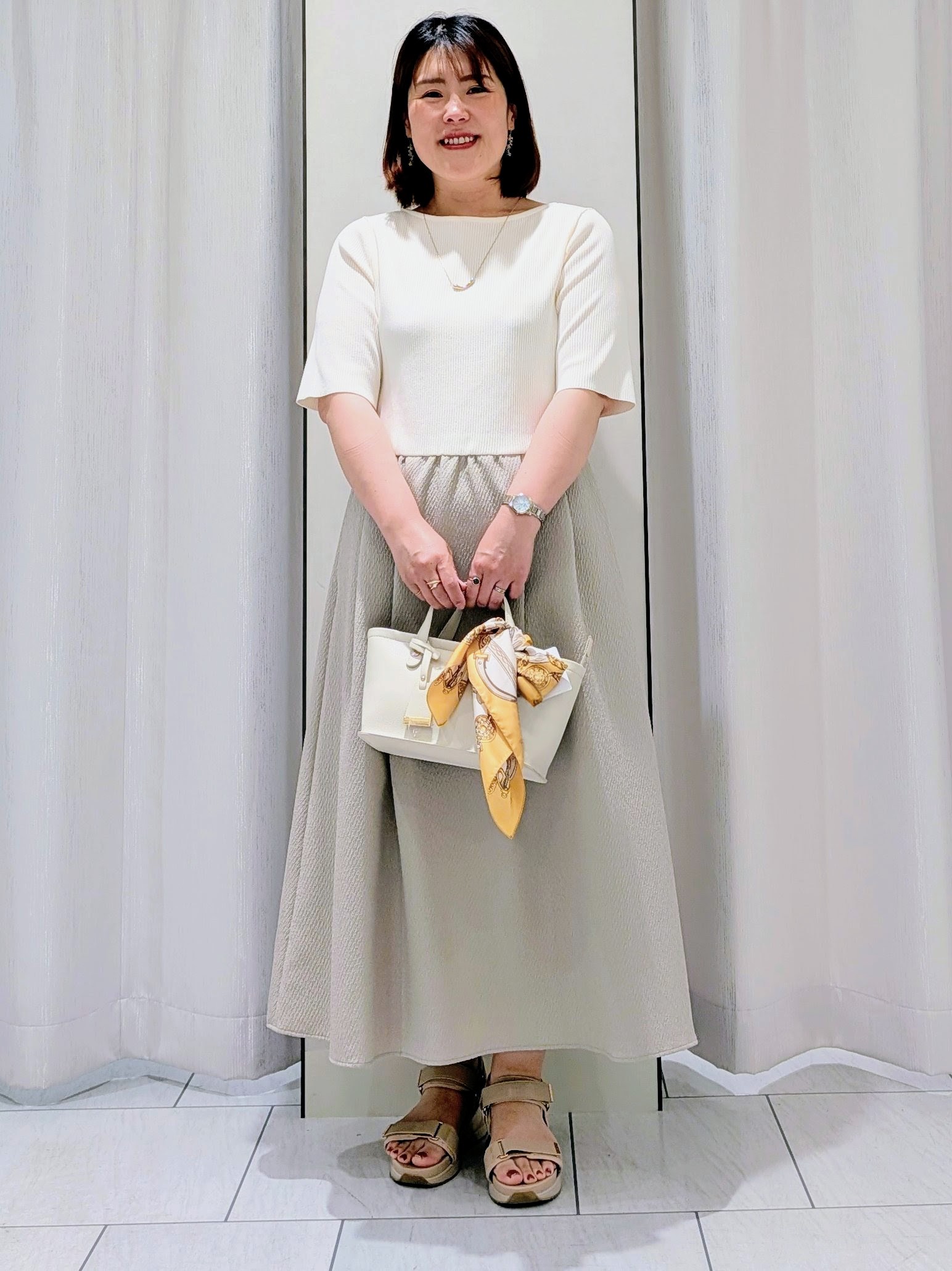 Onumaさんの「UNTITLED｜◆【一枚でサマ見え】ニットドッキングジャガードワンピース」を使ったコーディネート