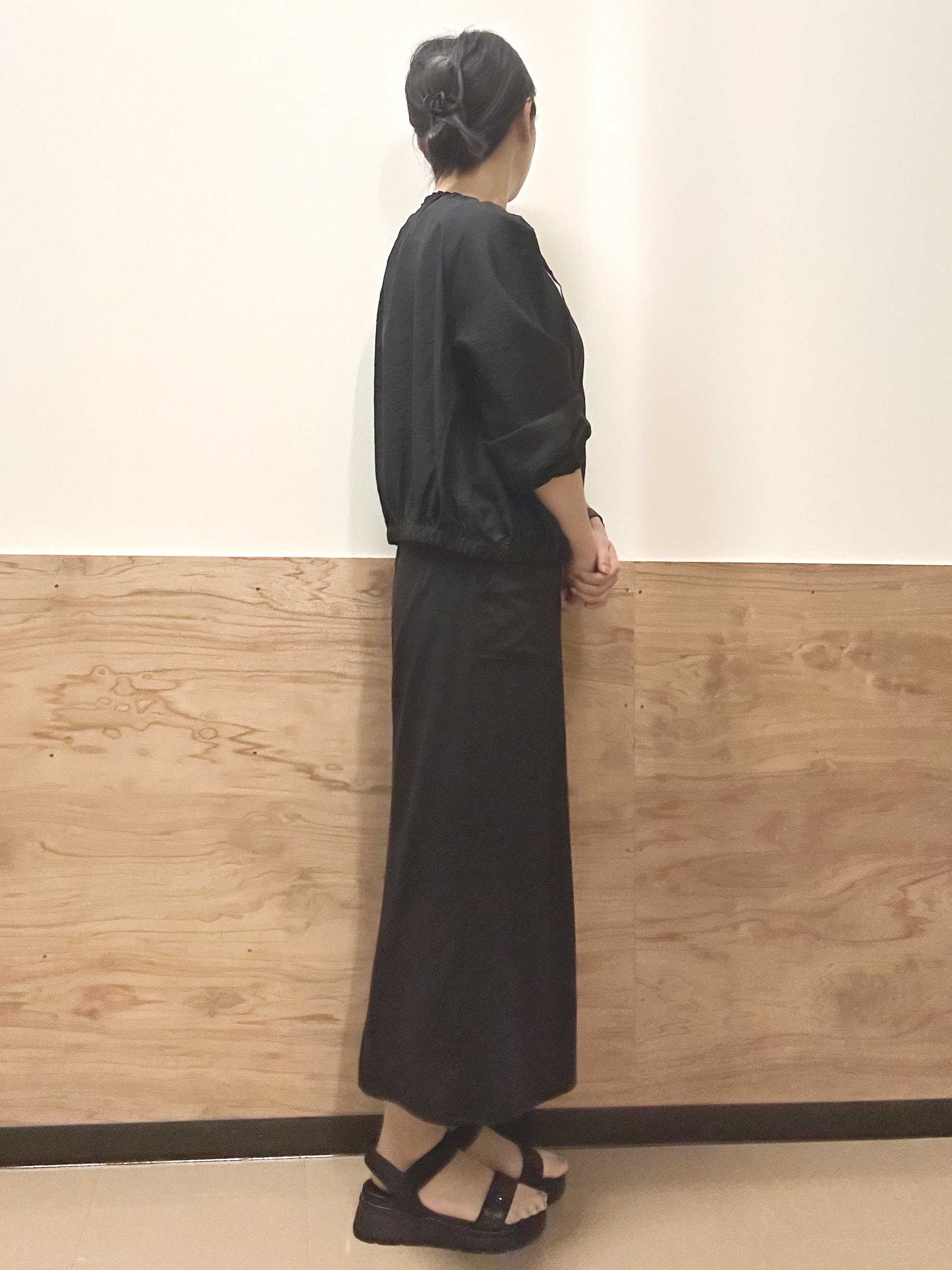 すーさんの「grove｜気温調整にも◎ブラウス感覚で羽織れるシアーブルゾン」を使ったコーディネート