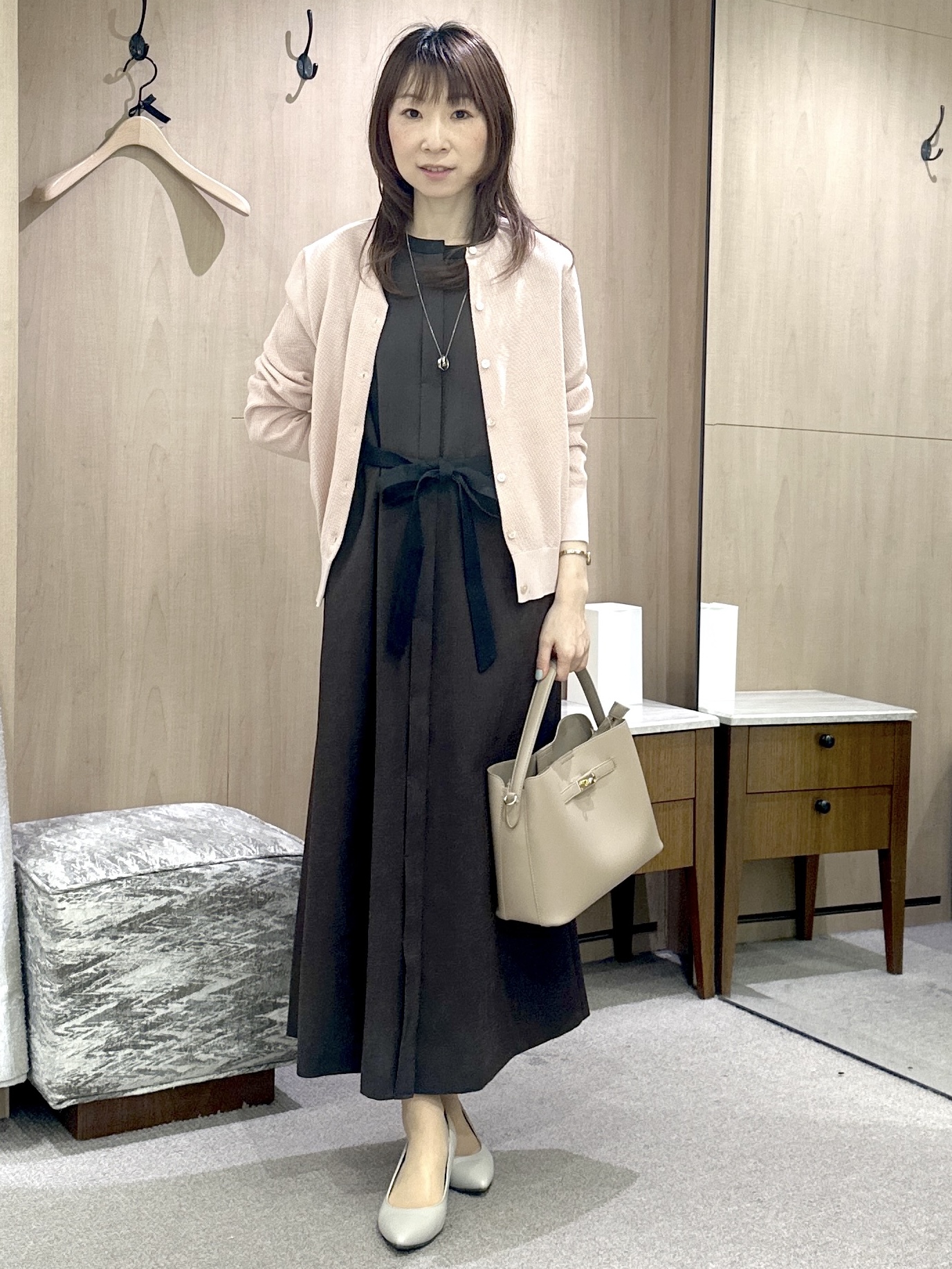 Miwaさんの「UNTITLED｜【接触冷感/UVカット/イージーケア】配色ラインワンピース」を使ったコーディネート