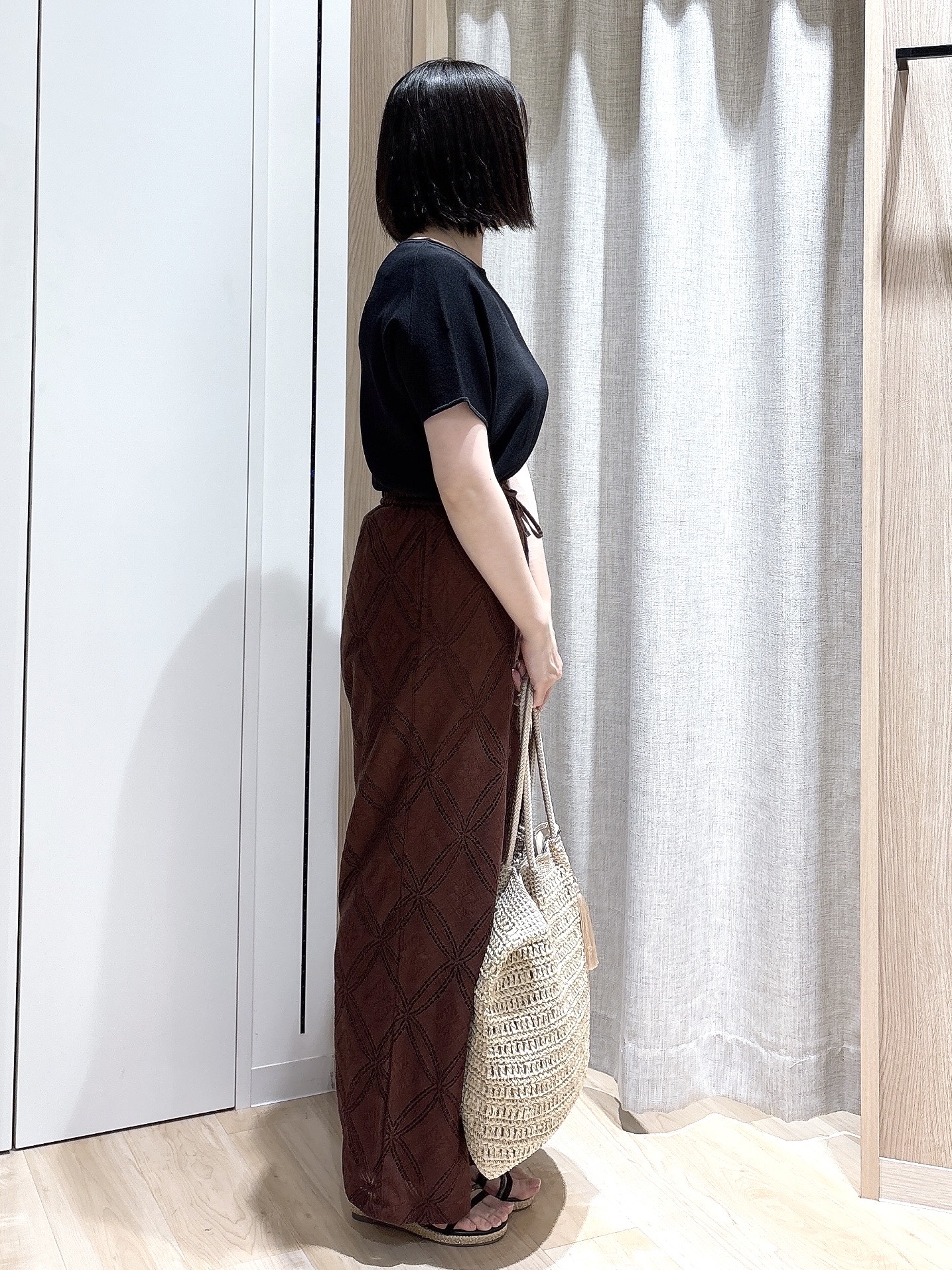 まぁさんさんの「grove｜【シリーズ累計36万枚！名品ニット】やわらかドライタッチ ドルマンニット」を使ったコーディネート