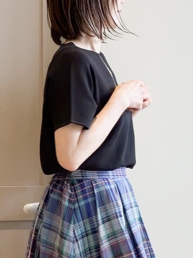 yamakoさんの「grove｜【シリーズ累計36万枚！名品ニット】やわらかドライタッチ ドルマンニット」を使ったコーディネート