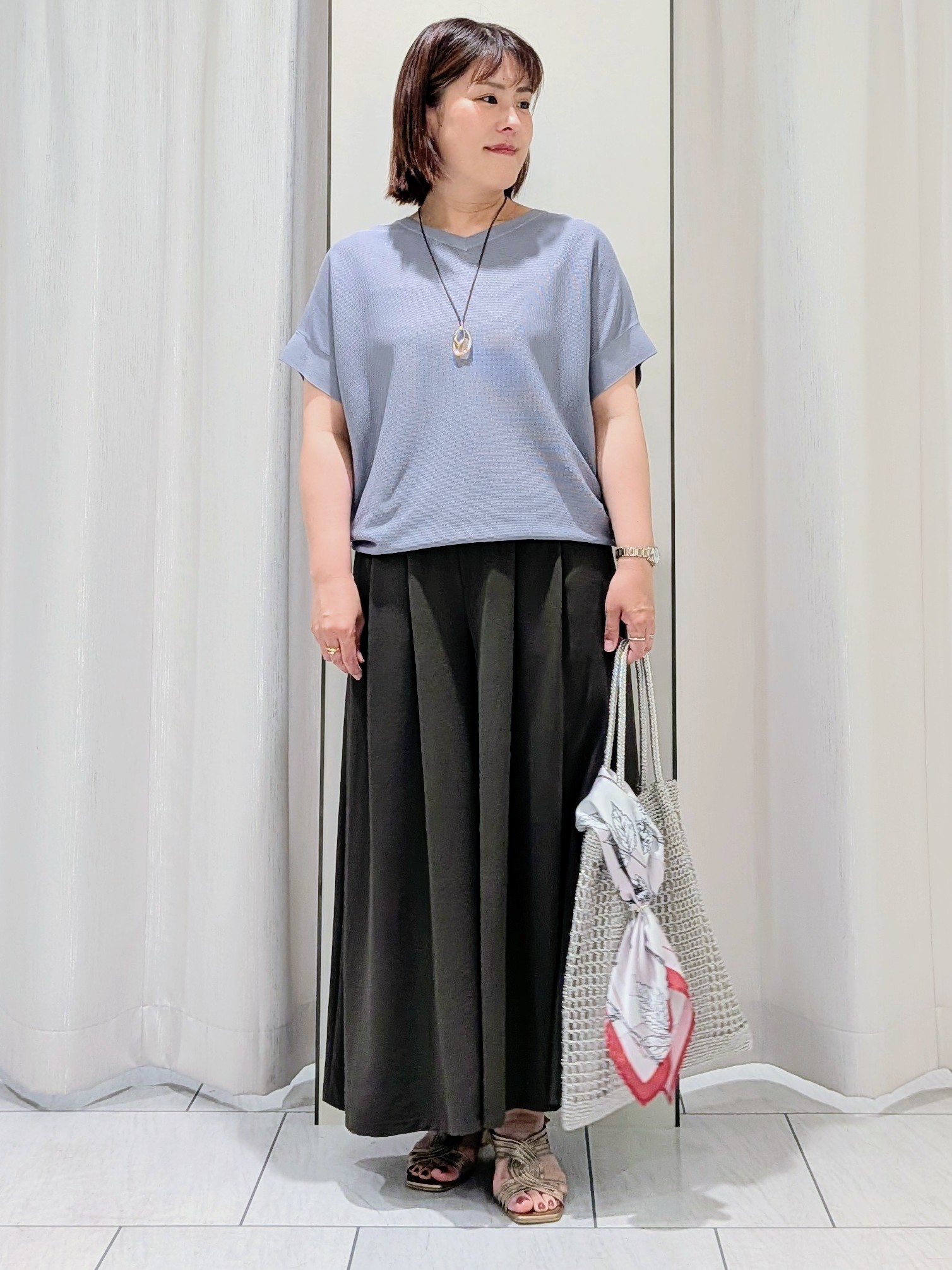 Onumaさんの「UNTITLED｜【11色展開/体型カバー】前後2WAYフレンチスリーブニット」を使ったコーディネート