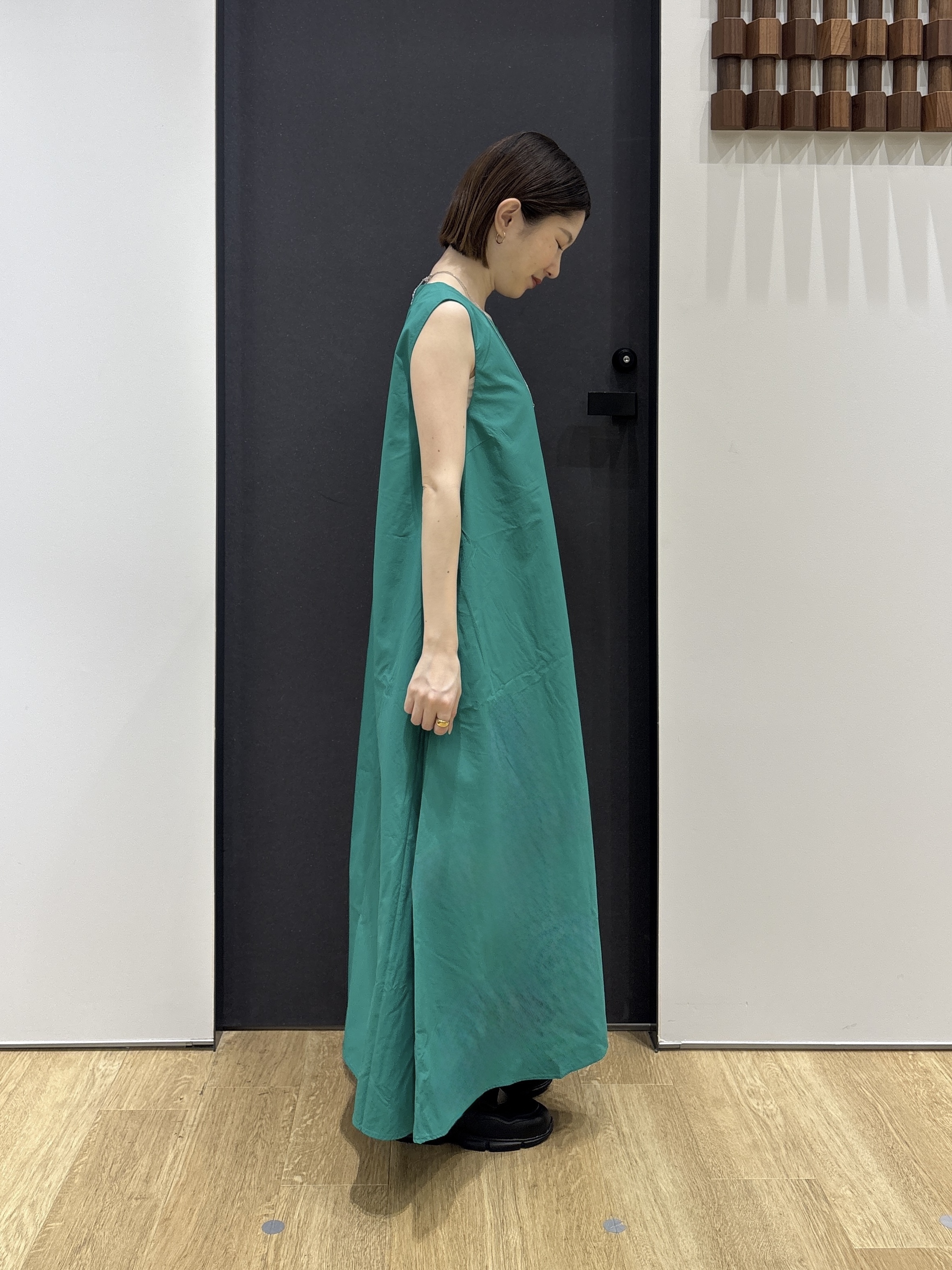 risaさんの「Dessin｜【撥水】Aラインナイロンワンピース」を使ったコーディネート