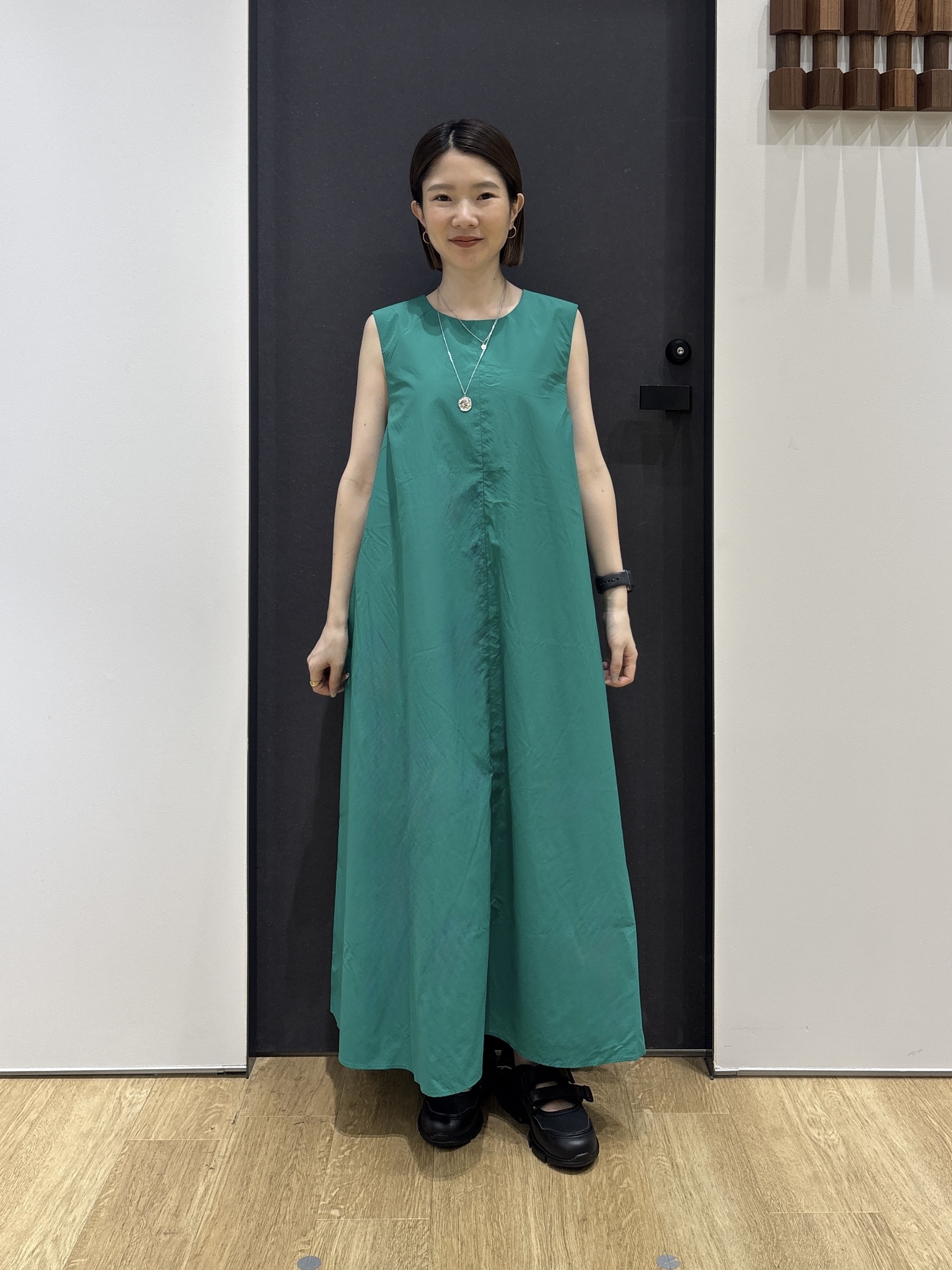 risaさんの「Dessin｜【撥水】Aラインナイロンワンピース」を使ったコーディネート