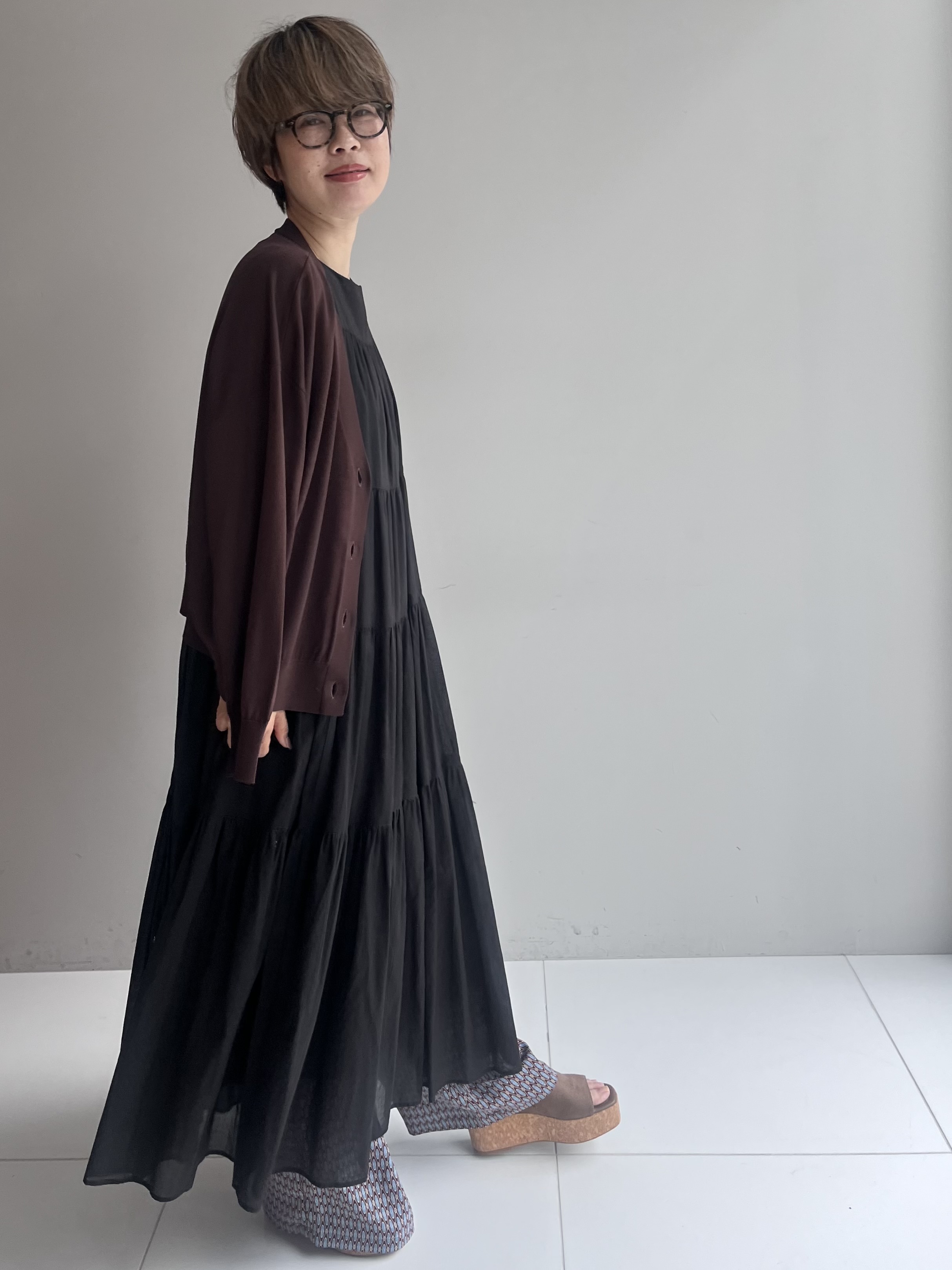 Mariko.Sさんの「OPAQUE.CLIP｜【UV／接触冷感】Vネックリラクシーニットカーディガン《洗濯機OK／抗ピル》」を使ったコーディネート