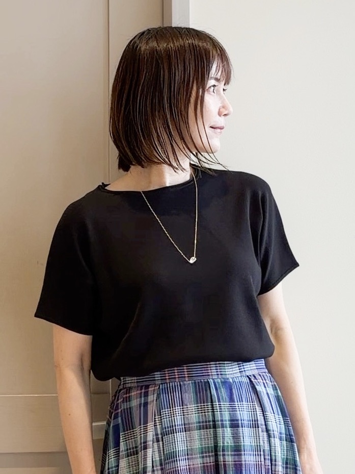 yamakoさんの「grove｜【シリーズ累計36万枚！名品ニット】やわらかドライタッチ ドルマンニット」を使ったコーディネート