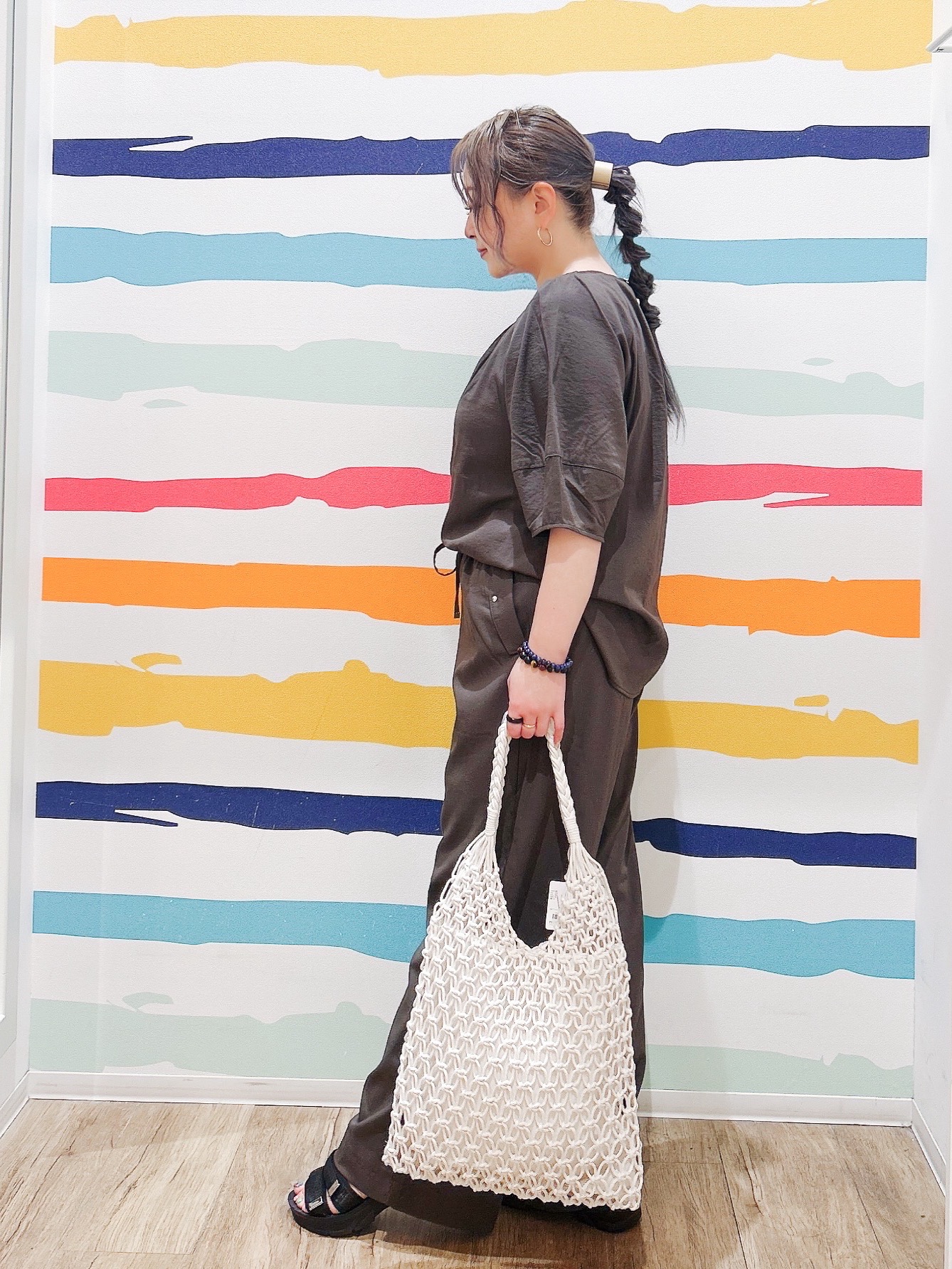 Peeさんの「SHOO･LA･RUE｜【S-LL/洗濯機可/セットアップ可】軽凛(かろりん) タックブラウス」を使ったコーディネート