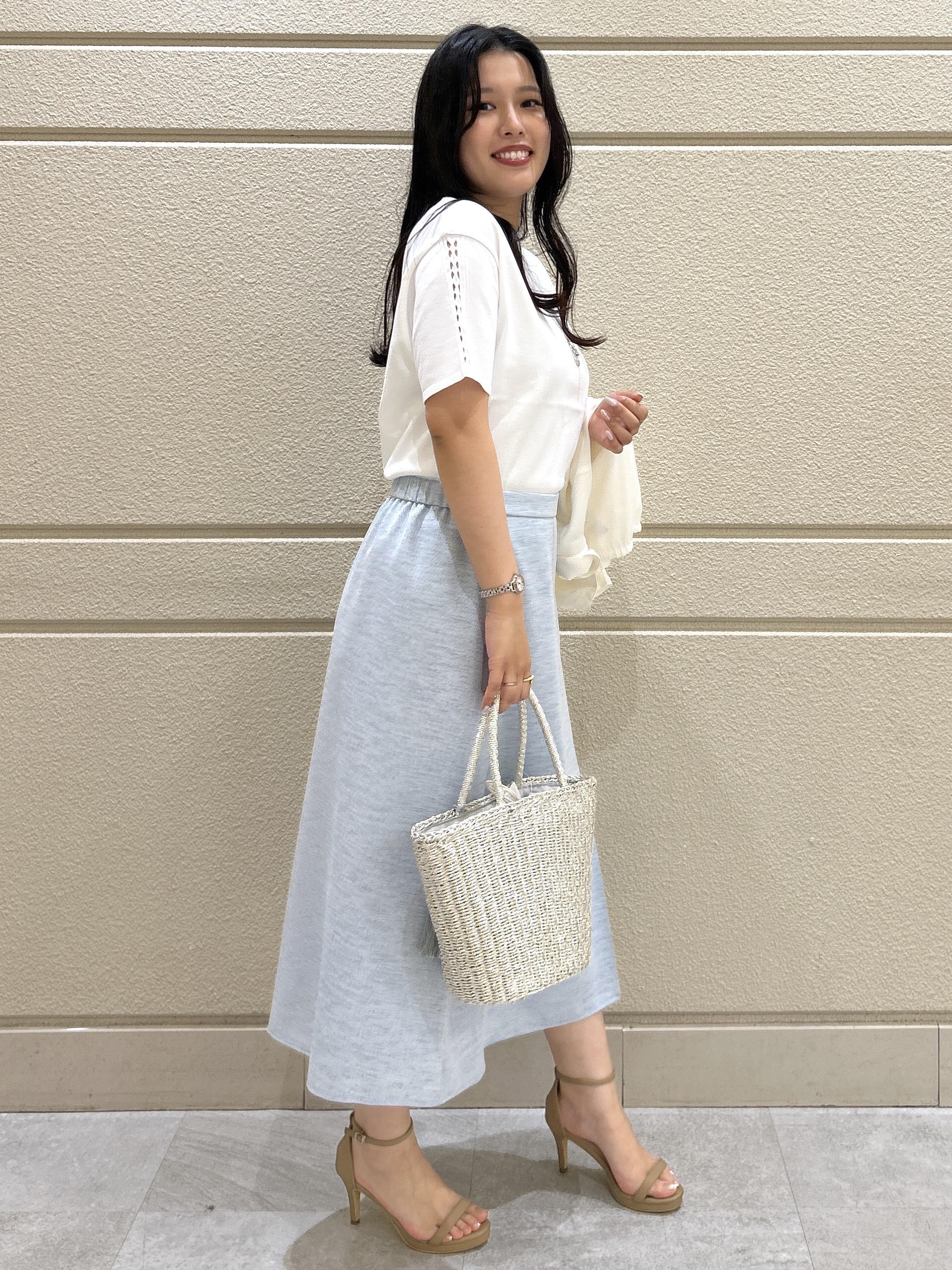Momokaさんの「COUP DE CHANCE｜【手洗い可／日本製／接触冷感】袖クロス編みニット」を使ったコーディネート