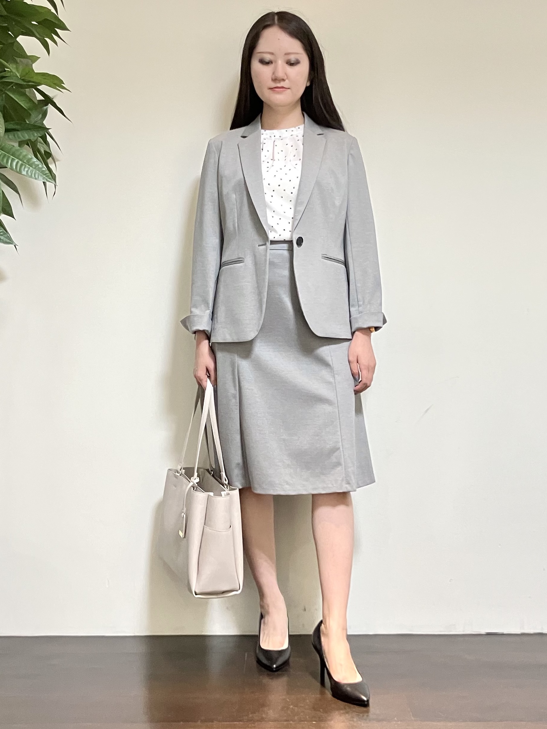 カレンさんの「UNTITLED｜【UV/接触冷感/スーツ】ジャージテーラードジャケット」を使ったコーディネート