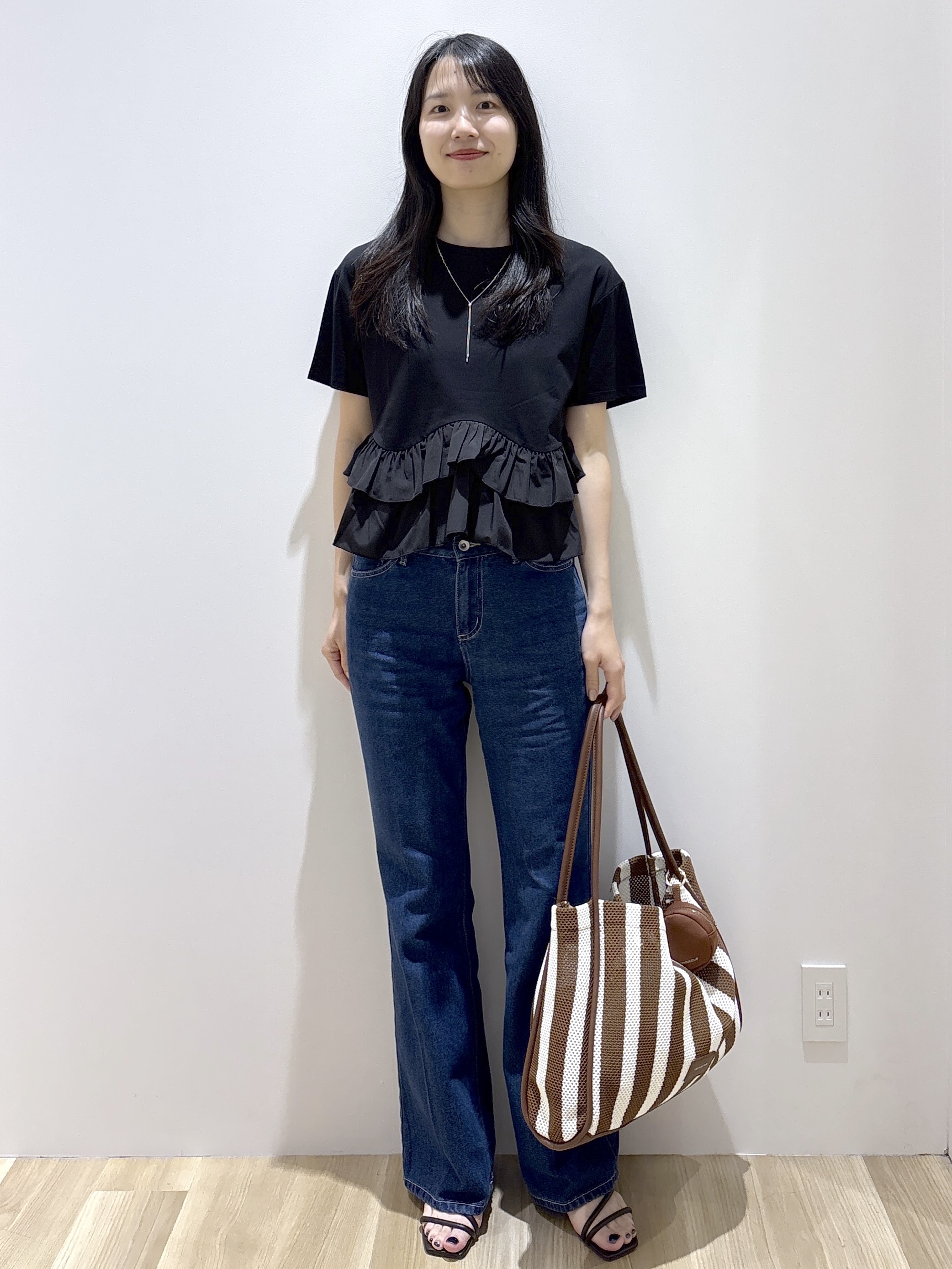 sachikoさんの「OPAQUE.CLIP｜裾フリルドッキングTシャツ【洗濯機OK】」を使ったコーディネート