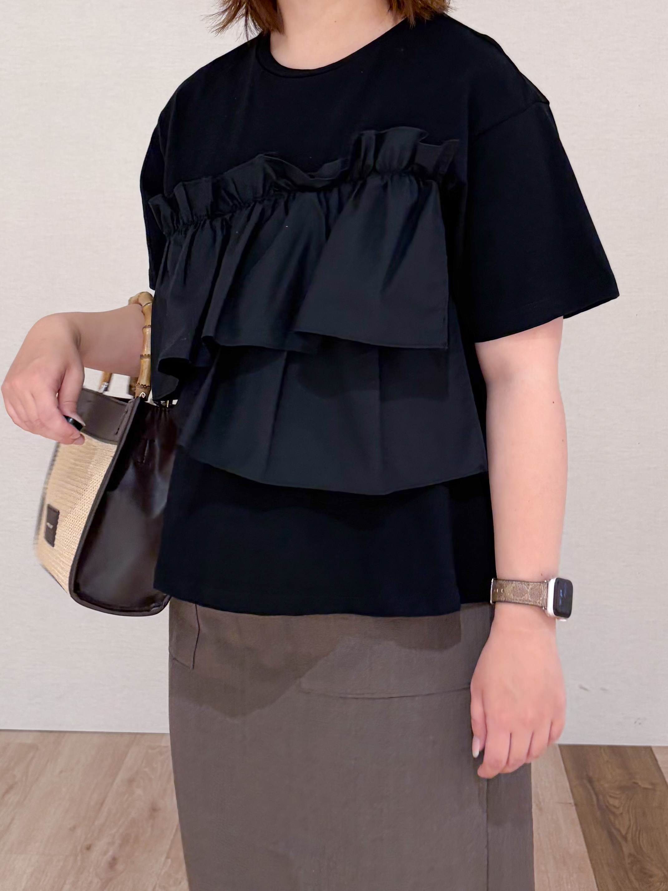 chicchi♪さんの「OPAQUE.CLIP｜【接触冷感】アシメフリルドッキングカットソー《洗濯機OK》」を使ったコーディネート
