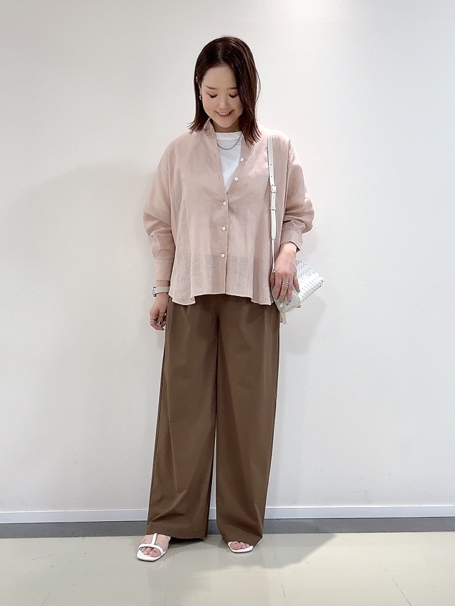 YUIさんの「UNTITLED｜【麻100】リネンドルマンシャツ」を使ったコーディネート