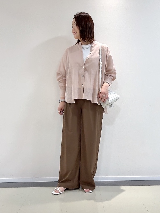 YUIさんの「UNTITLED｜【麻100】リネンドルマンシャツ」を使ったコーディネート