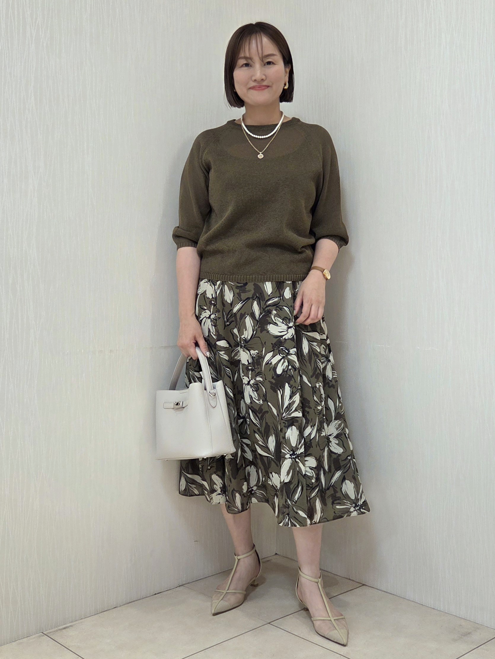 naokoさんの「UNTITLED｜【洗える/ゆったり】クルーネックドライニット」を使ったコーディネート