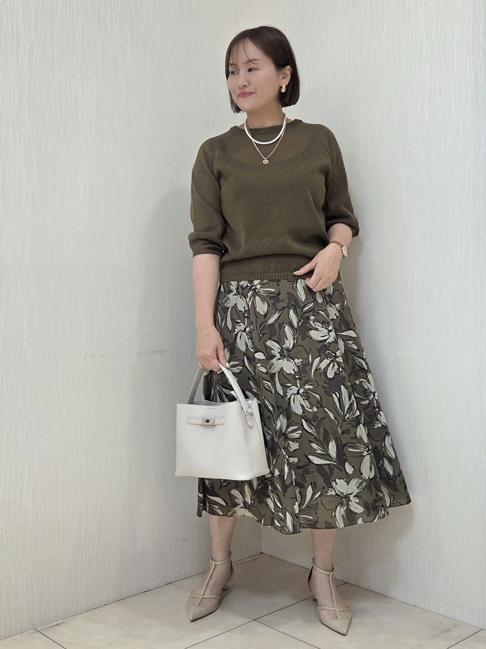 naokoさんの「UNTITLED｜【洗える/ゆったり】クルーネックドライニット」を使ったコーディネート