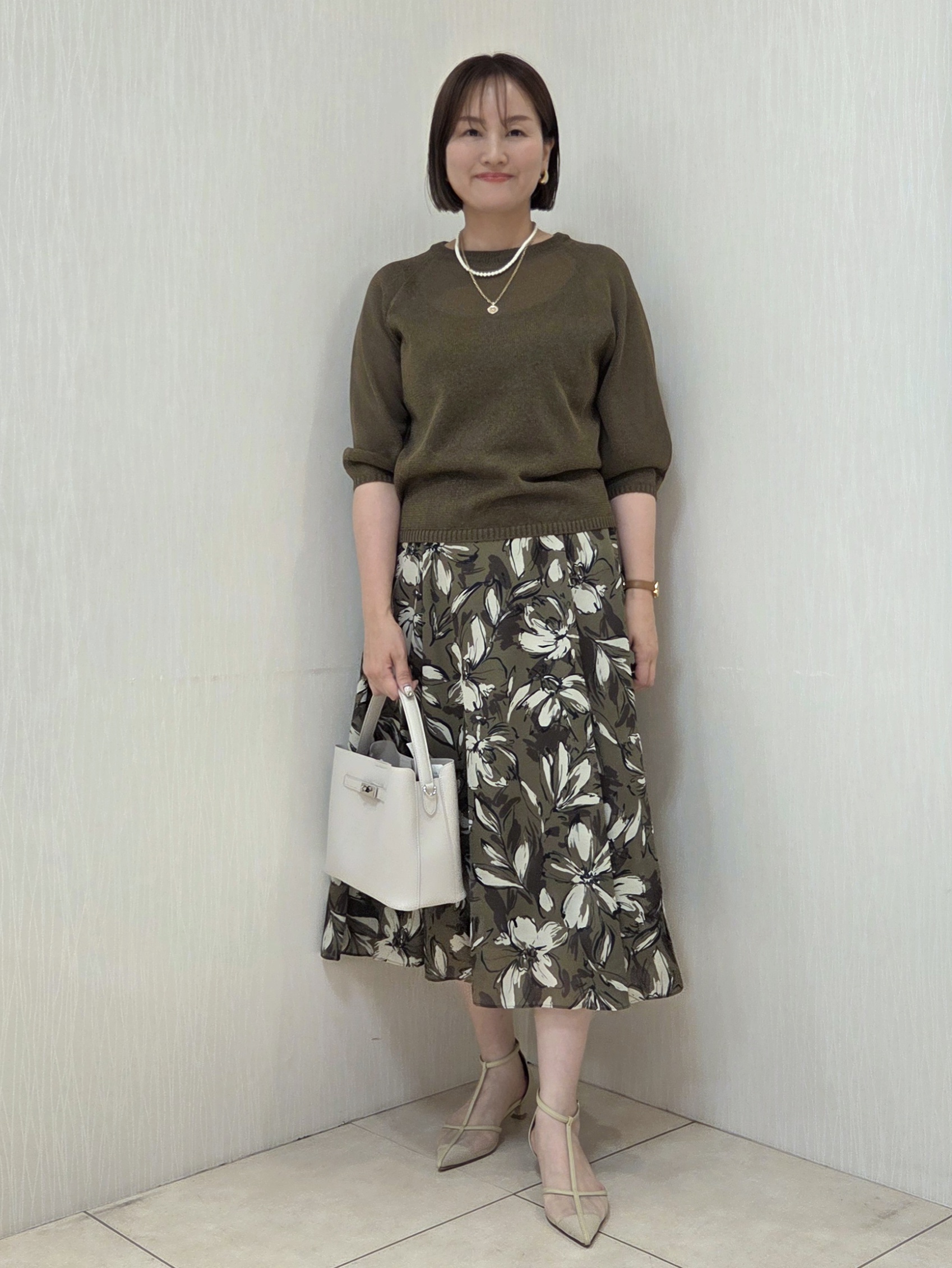 naokoさんの「UNTITLED｜【洗える/ゆったり】クルーネックドライニット」を使ったコーディネート