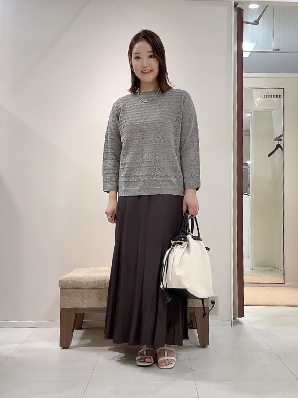 YUIさんの「UNTITLED｜◆メッシュ柄ボーダーニット」を使ったコーディネート