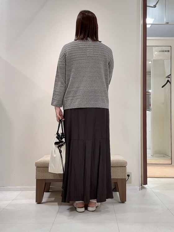 YUIさんの「UNTITLED｜◆メッシュ柄ボーダーニット」を使ったコーディネート