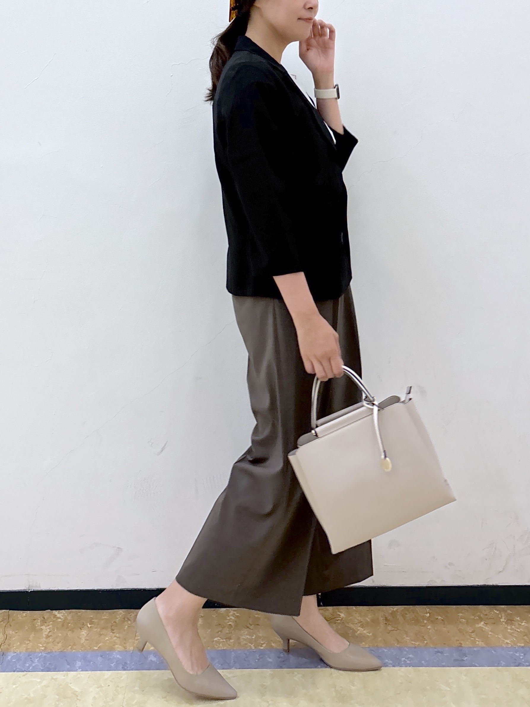 akariさんの「index｜【接触冷感／防シワ】ひんやり7分袖テーラードジャケット《洗濯機OK》」を使ったコーディネート