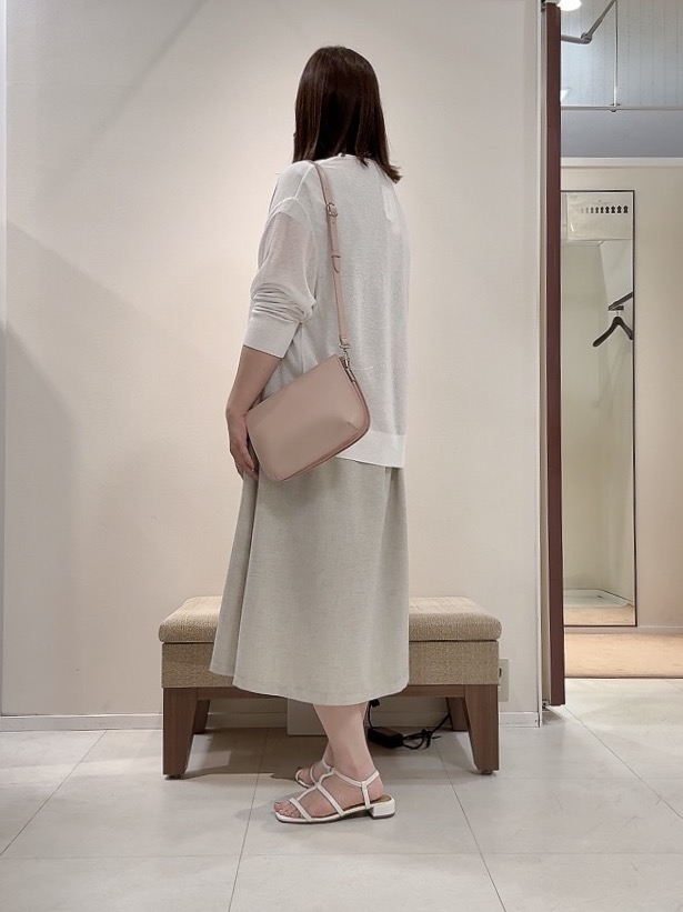 YUIさんの「UNTITLED｜【日除け・冷房対策に】コットンリネンカーディガン」を使ったコーディネート