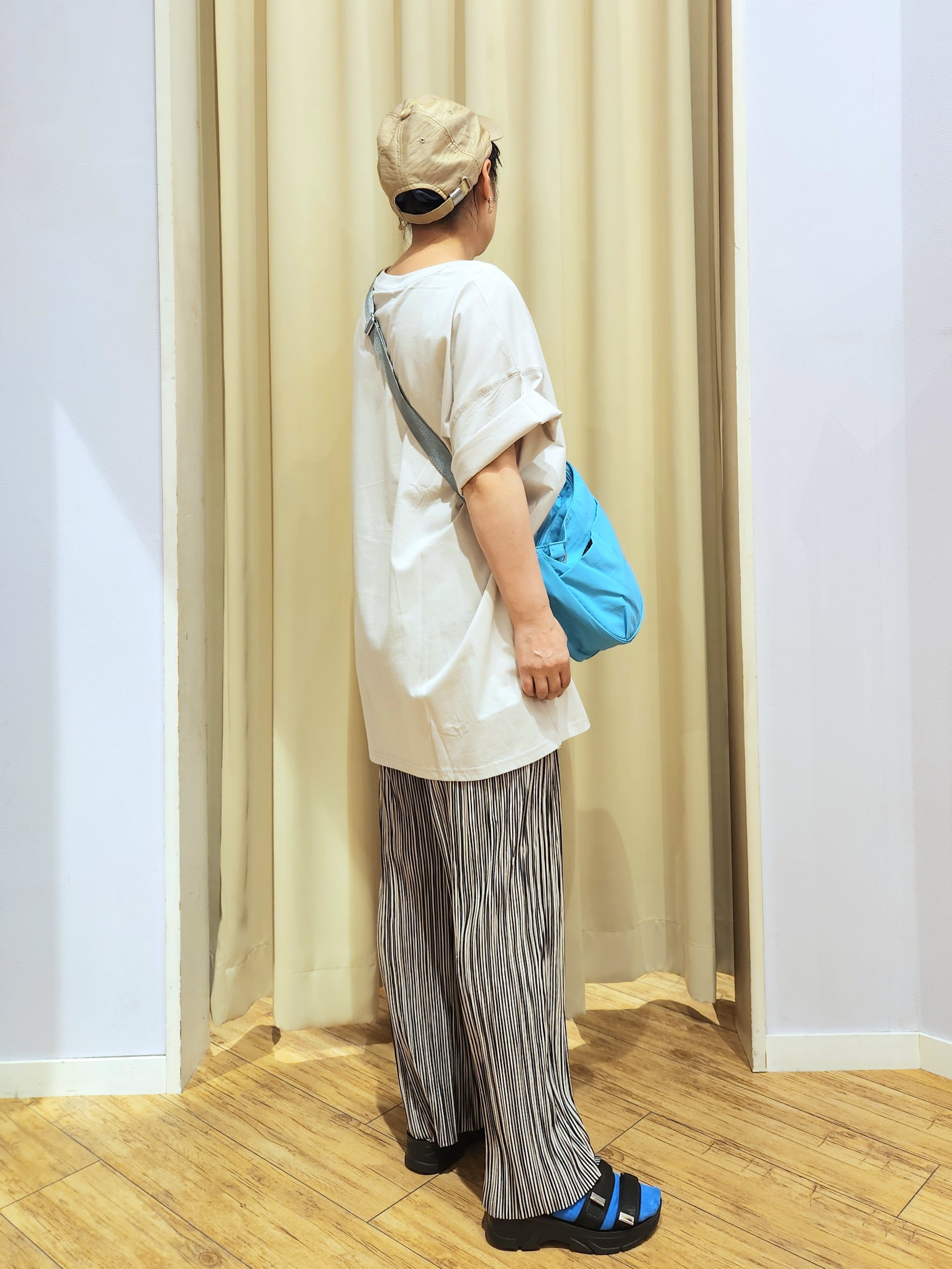 くまさんの「SHOO･LA･RUE｜【体型カバー】ゆるっとBIGアソートTシャツ」を使ったコーディネート