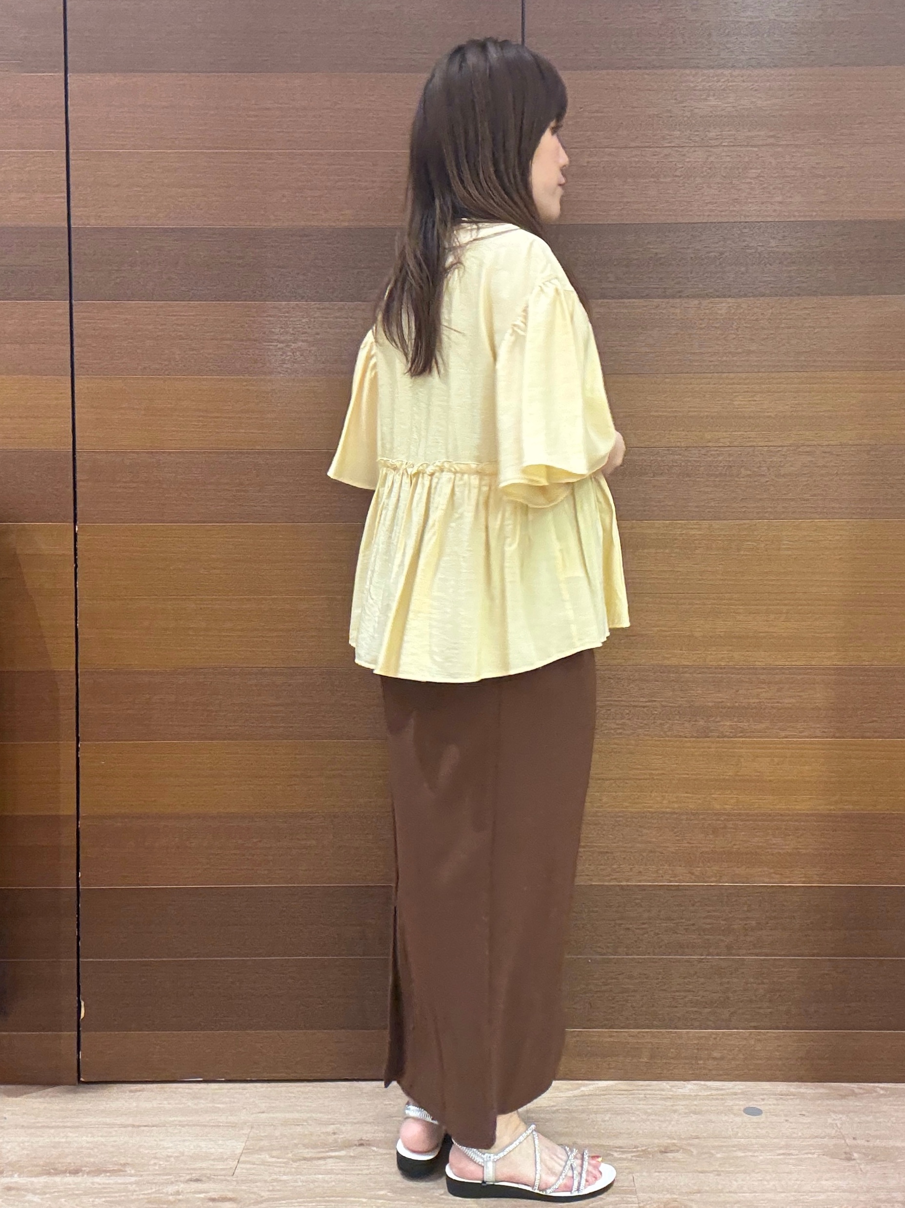 maichiさんの「OPAQUE.CLIP｜アシンメトリーペプラムブラウス【洗濯機OK】」を使ったコーディネート