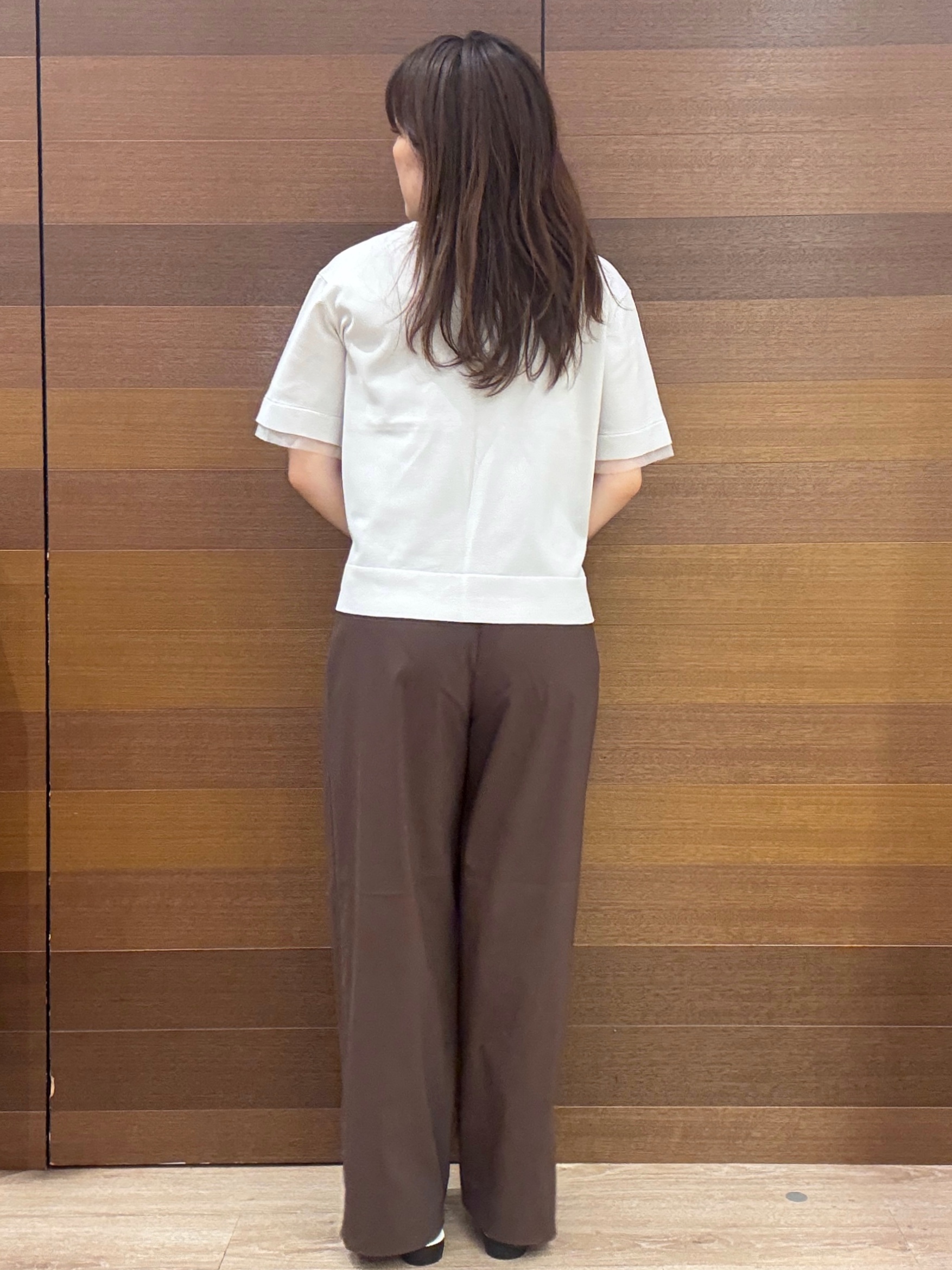 maichiさんの「OPAQUE.CLIP｜【UV／接触冷感／抗ピル】シアー＆レイヤード風さらりニット《洗濯機OK》」を使ったコーディネート