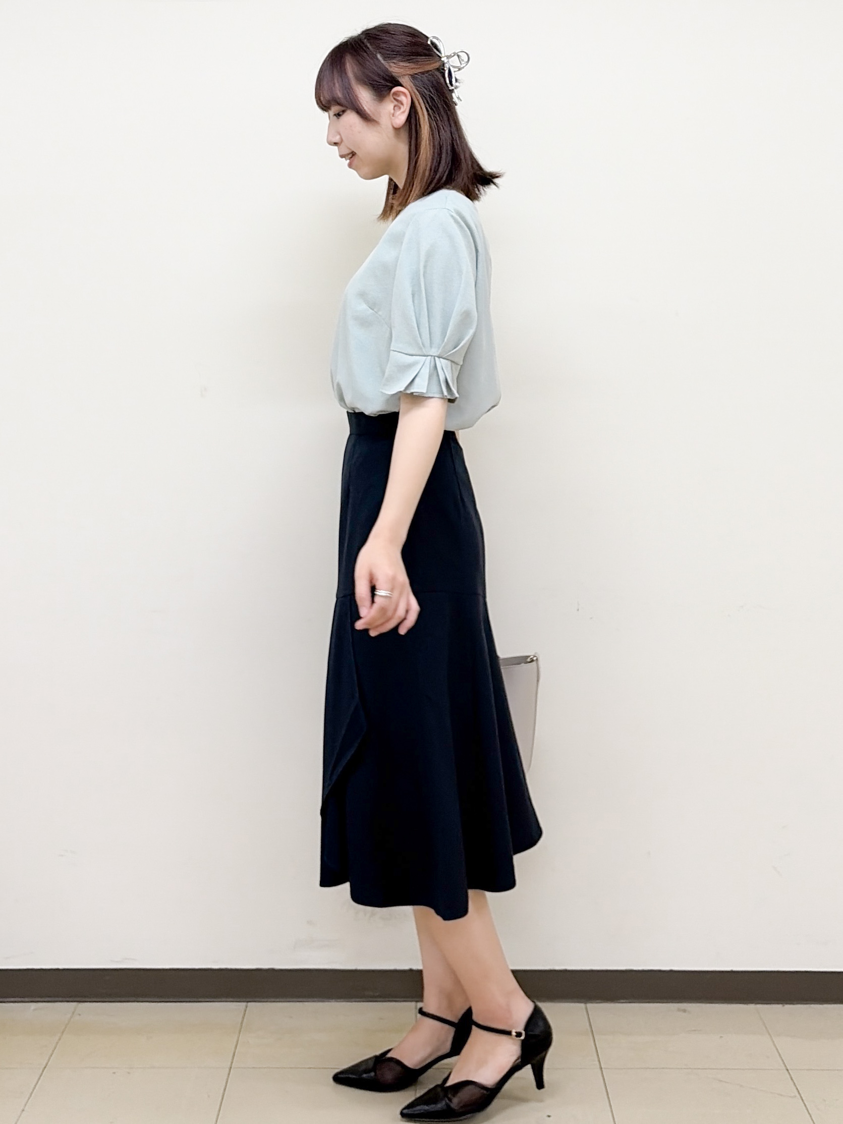 yurinaさんの「index｜【接触冷感／吸水速乾】タックパフスリーブブラウス《防シワ／洗濯機OK／XS～3L／8col》」を使ったコーディネート