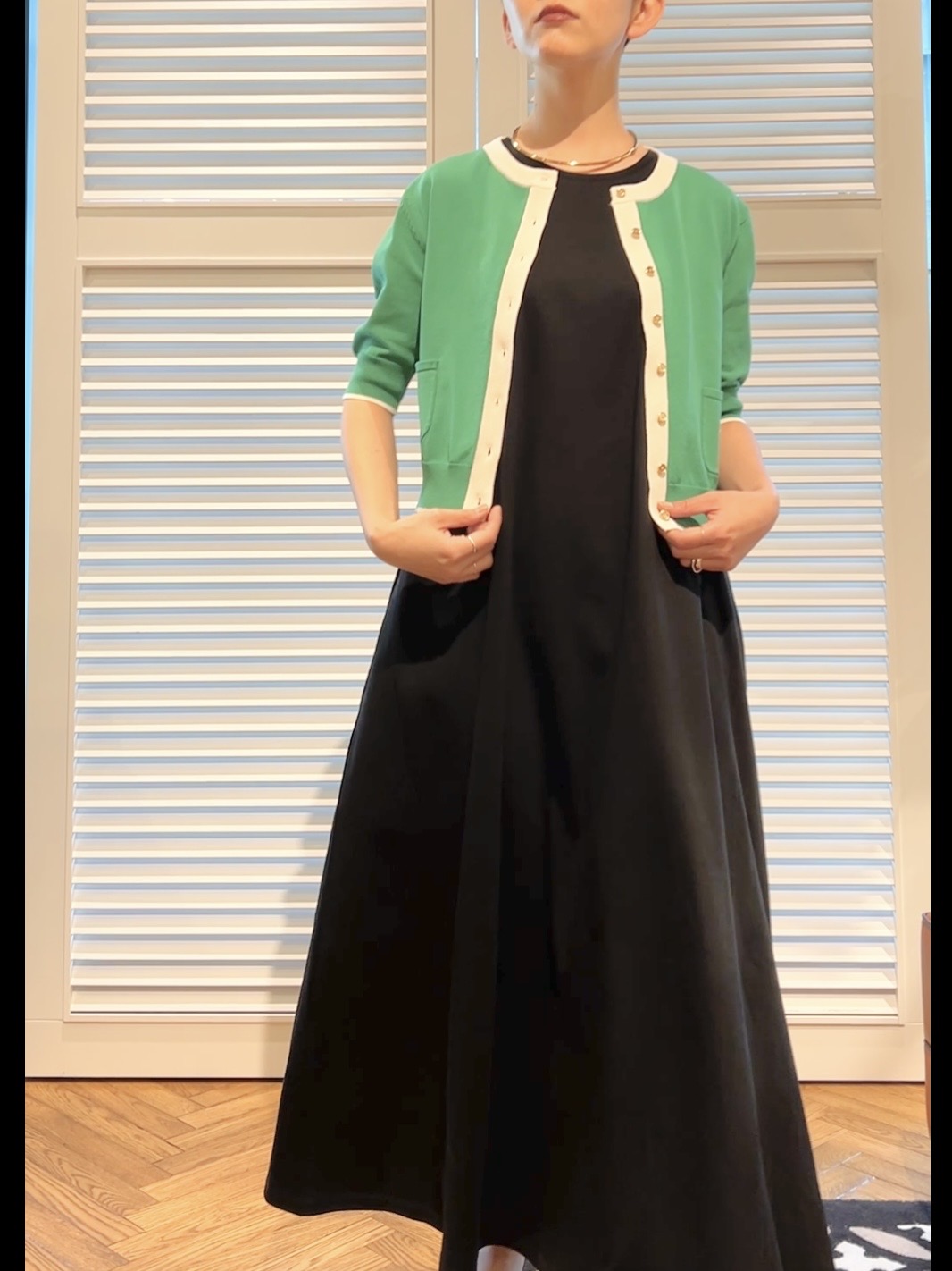 OCHIAIさんの「DRESSTERIOR｜【接触冷感／抗菌防臭／消臭/ウォッシャブル】アイスクリアコットン フレンチスリーブワンピース」を使ったコーディネート