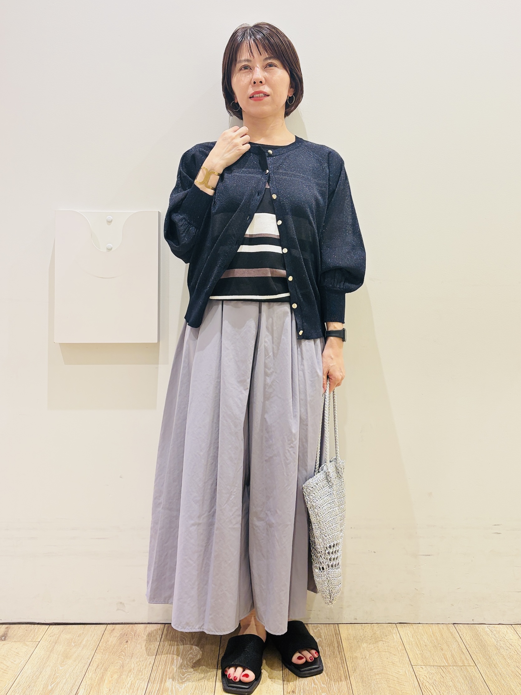YUKOさんの「index｜表面デザイン フープピアス」を使ったコーディネート