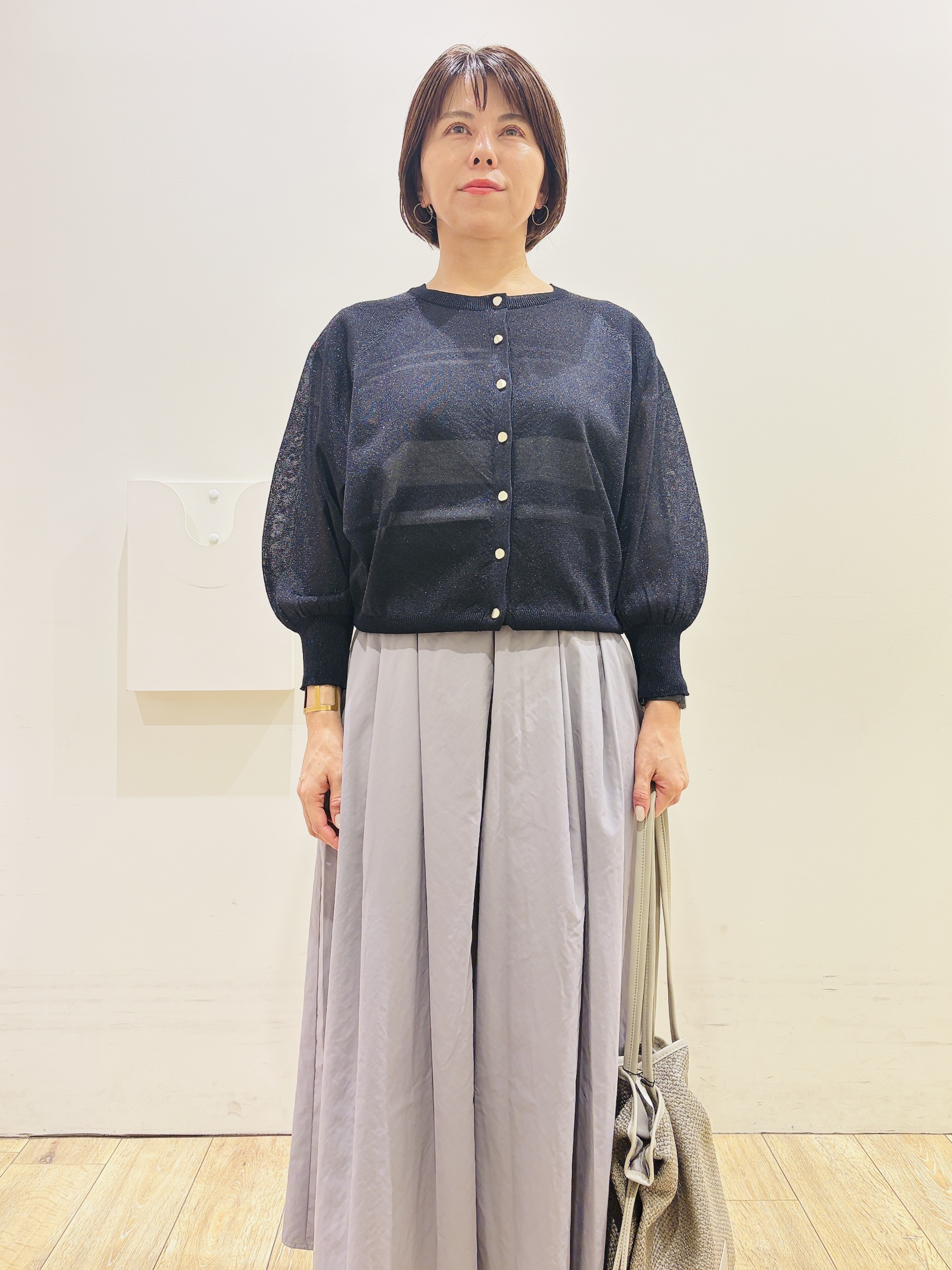 YUKOさんの「index｜表面デザイン フープピアス」を使ったコーディネート