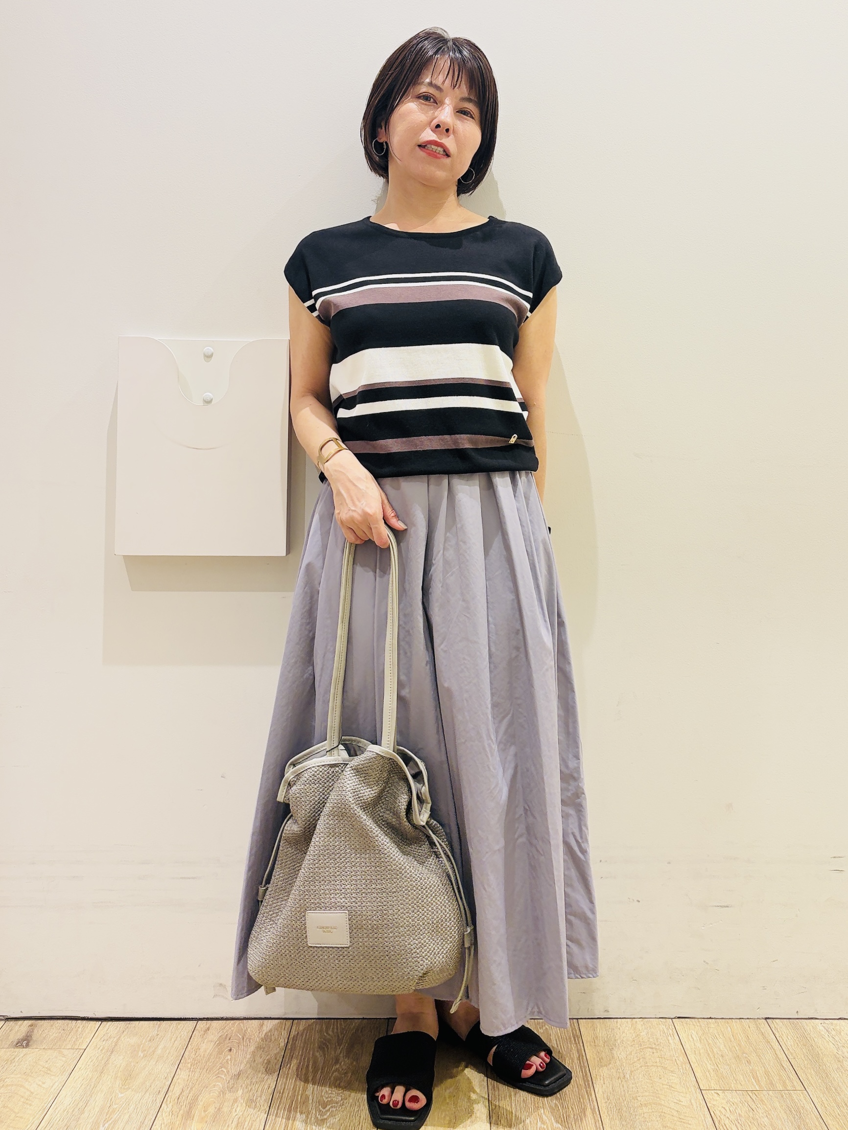 YUKOさんの「index｜表面デザイン フープピアス」を使ったコーディネート