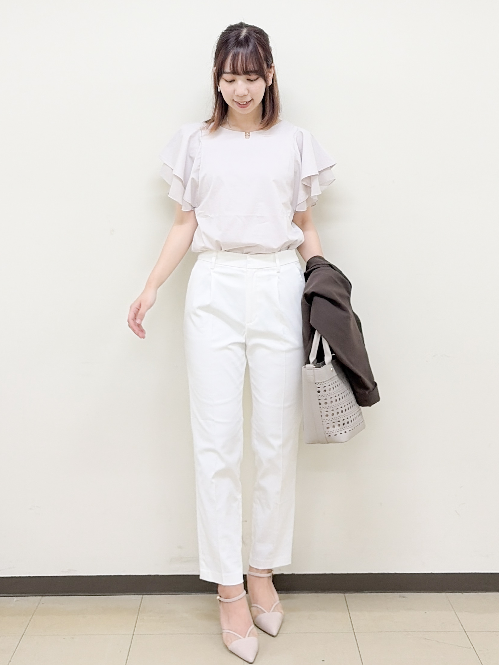 yurinaさんの「index｜【接触冷感／UVケア】シフォンフリルドッキングトップス《洗濯機OK》」を使ったコーディネート