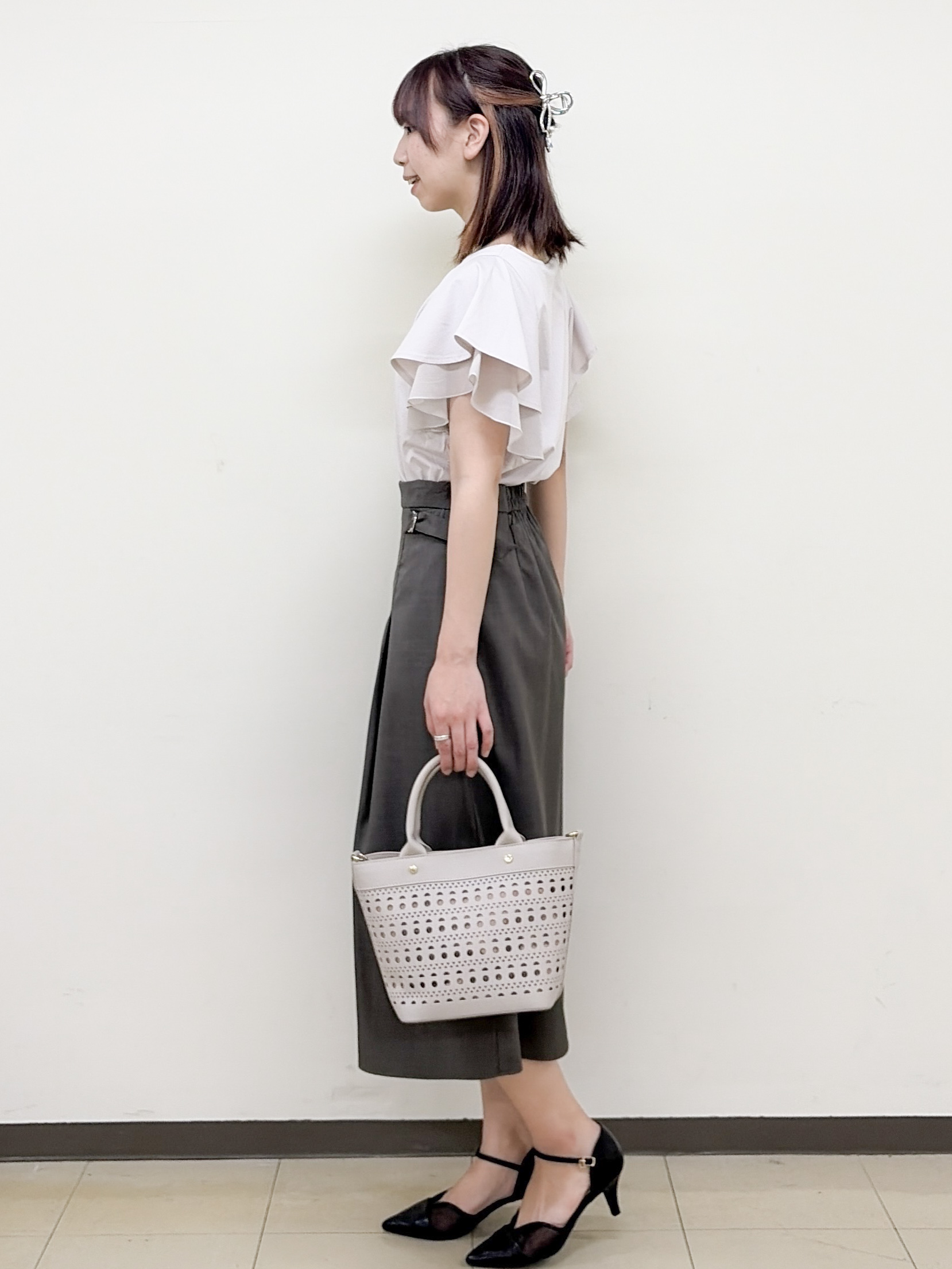 yurinaさんの「index｜【接触冷感／UVケア】シフォンフリルドッキングトップス《洗濯機OK》」を使ったコーディネート