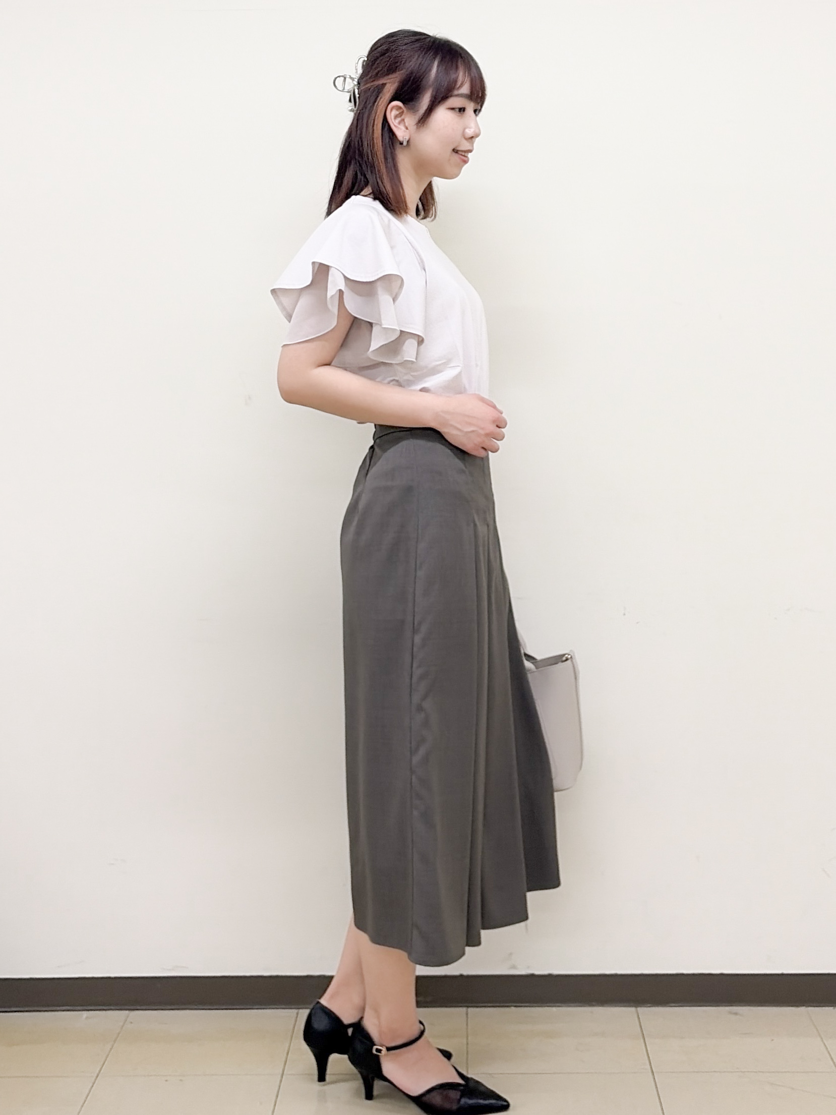 yurinaさんの「index｜【接触冷感／UVケア】シフォンフリルドッキングトップス《洗濯機OK》」を使ったコーディネート
