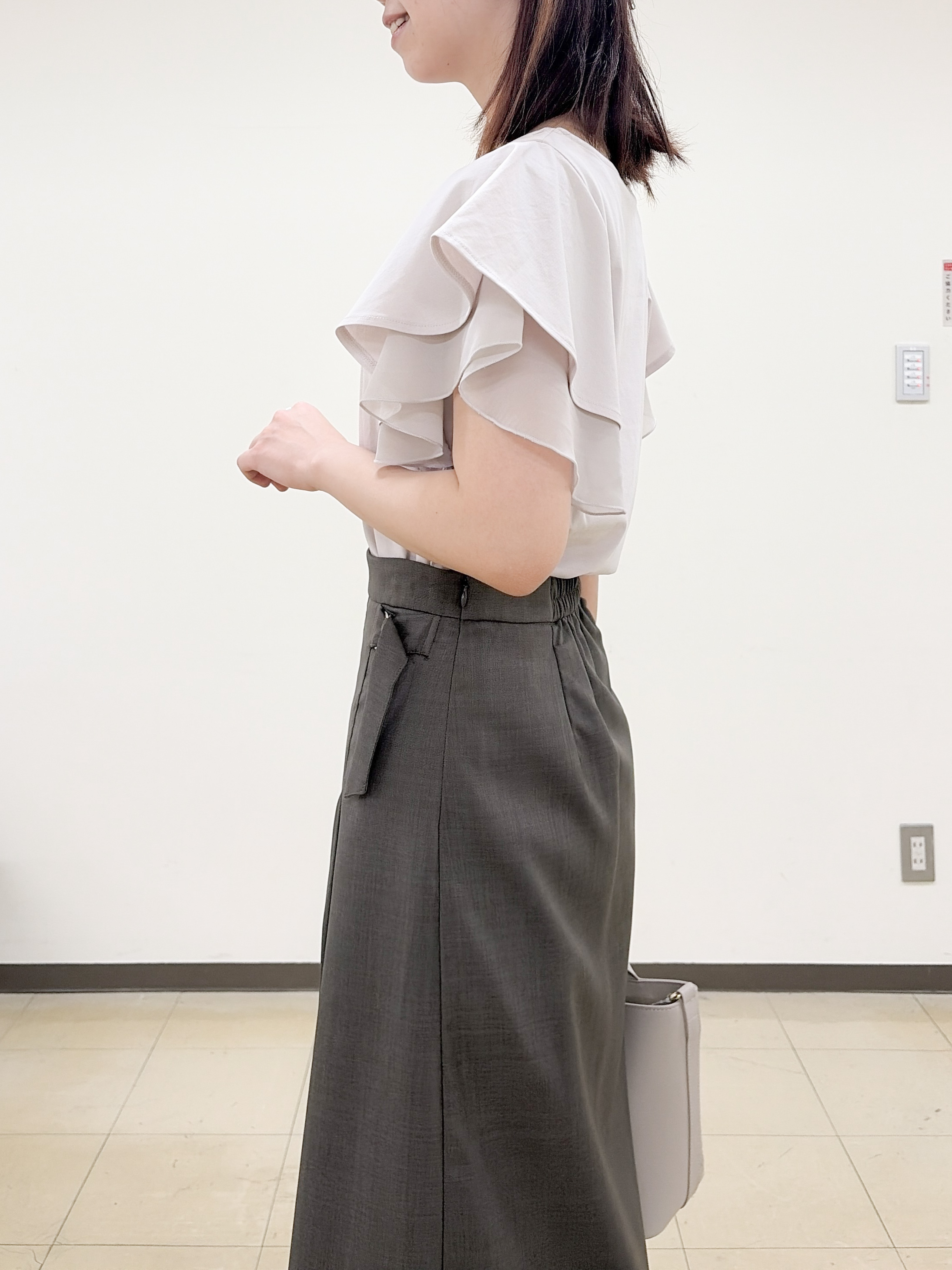yurinaさんの「index｜【接触冷感／UVケア】シフォンフリルドッキングトップス《洗濯機OK》」を使ったコーディネート