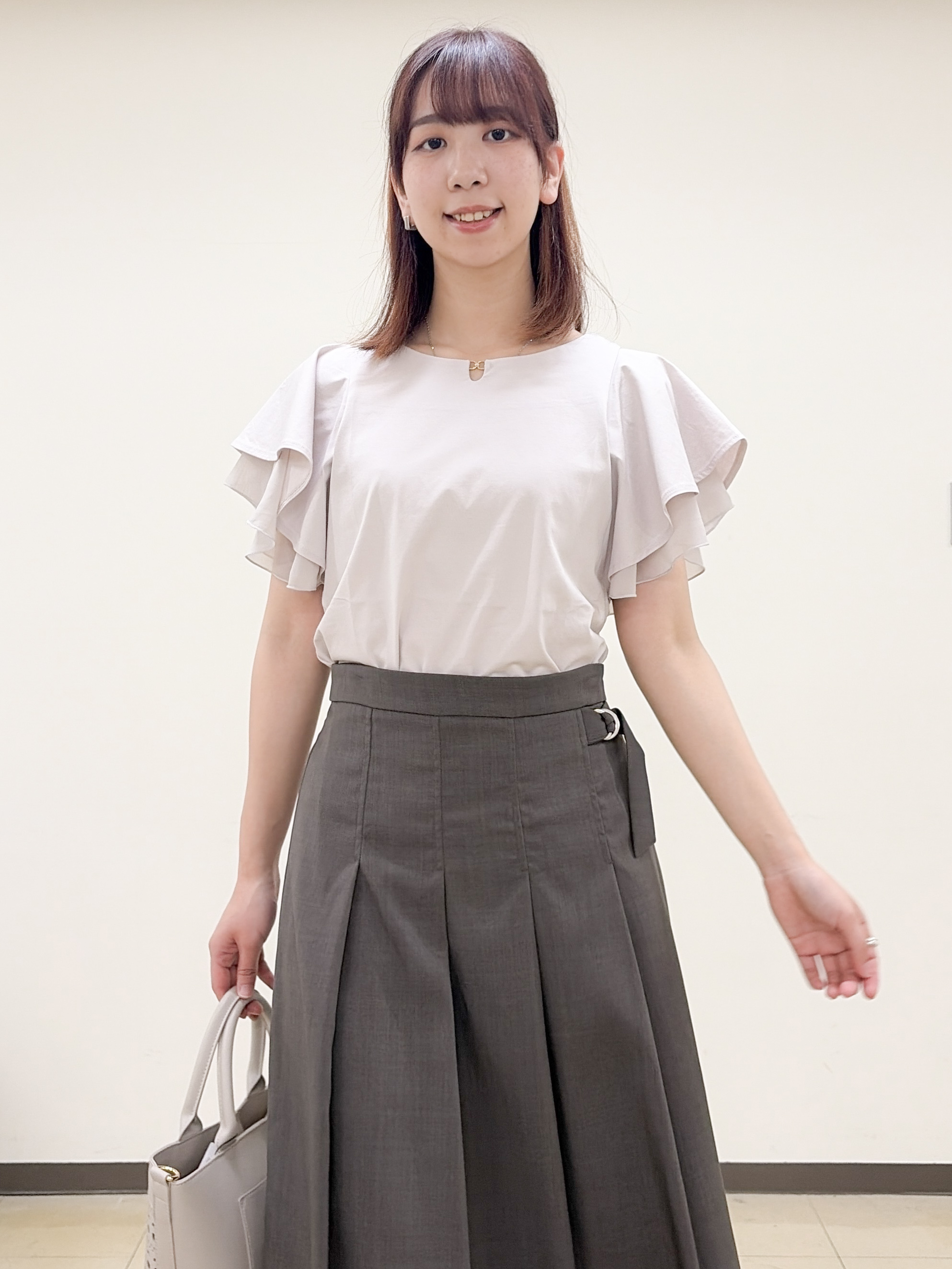 yurinaさんの「index｜【接触冷感／UVケア】シフォンフリルドッキングトップス《洗濯機OK》」を使ったコーディネート
